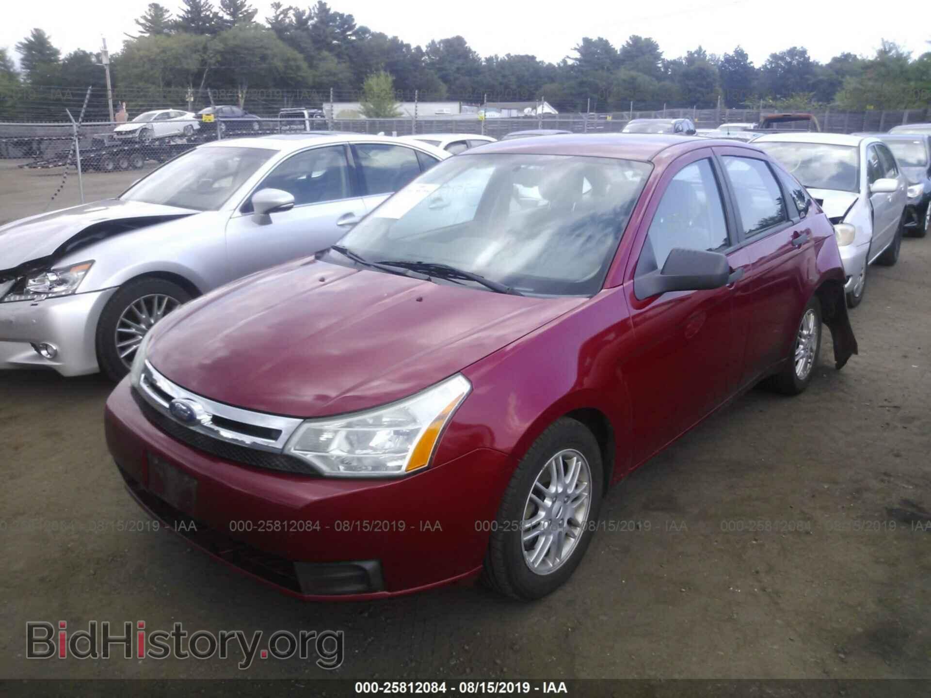 2009 FORD FOCUS - VIN: 1FAHP35N89W172765 - Фото 2