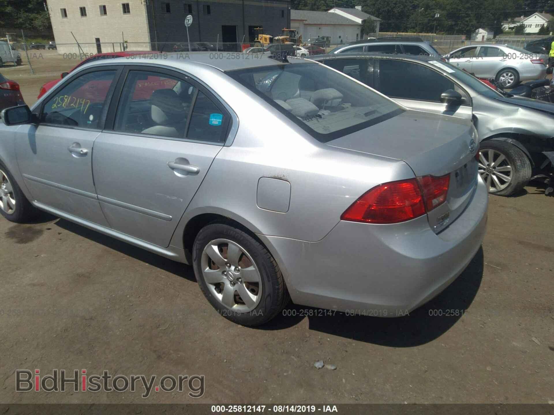 2009 KIA OPTIMA - VIN: KNAGE228295318441 - Фото 3