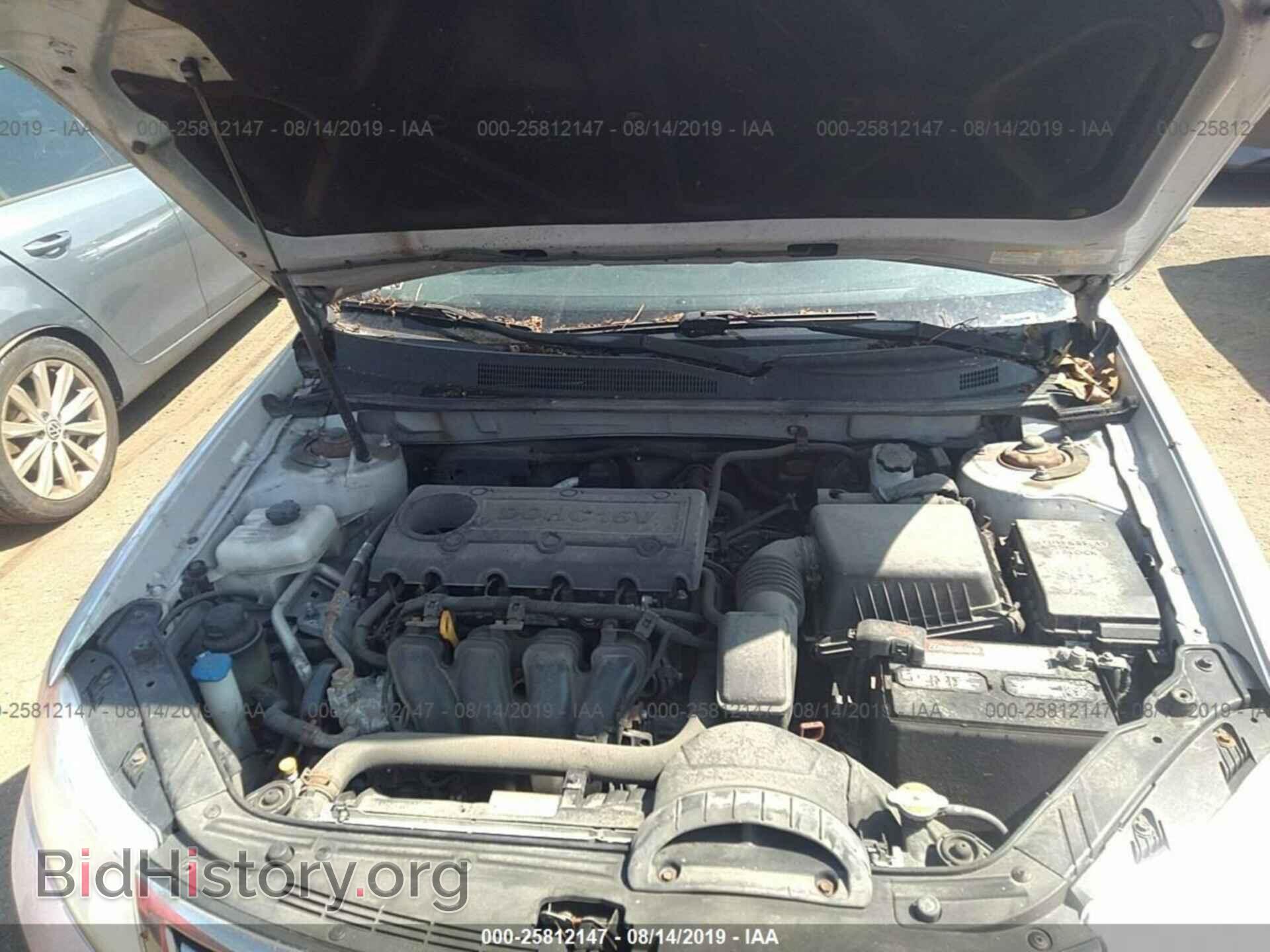 2009 KIA OPTIMA - VIN: KNAGE228295318441 - Фото 10