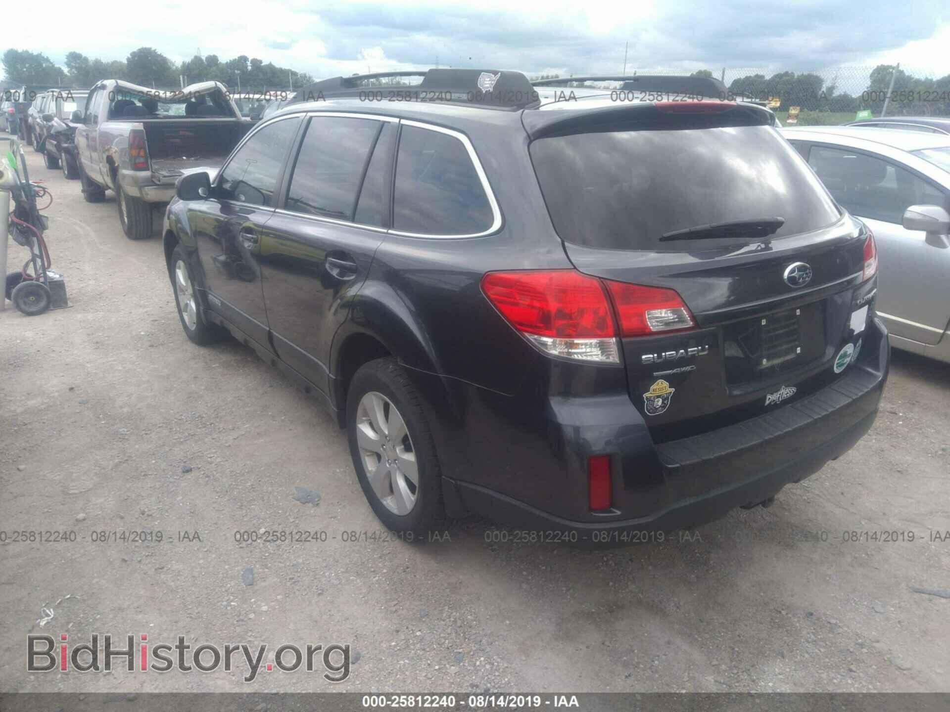 2011 SUBARU OUTBACK - VIN: 4S4BRCCC7B3425346 - Фото 3