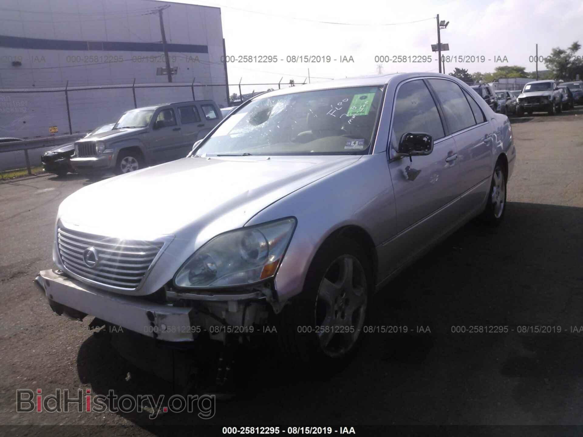 2005 LEXUS LS - VIN: JTHBN36F255000324 - Photo 2