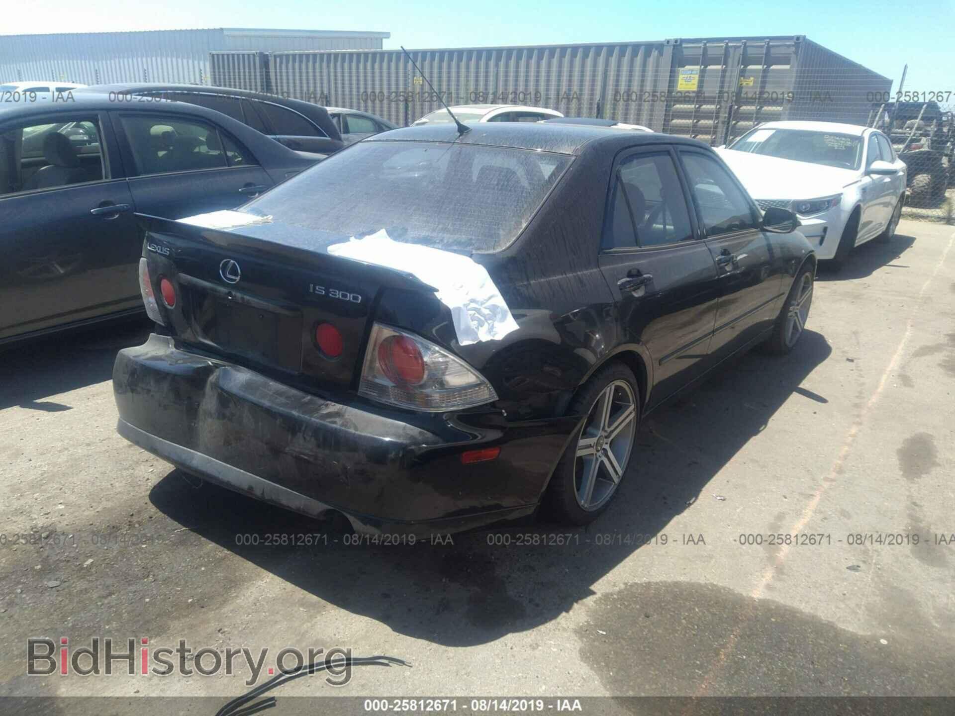 2001 LEXUS IS - VIN: JTHBD182910009496 - Photo 4