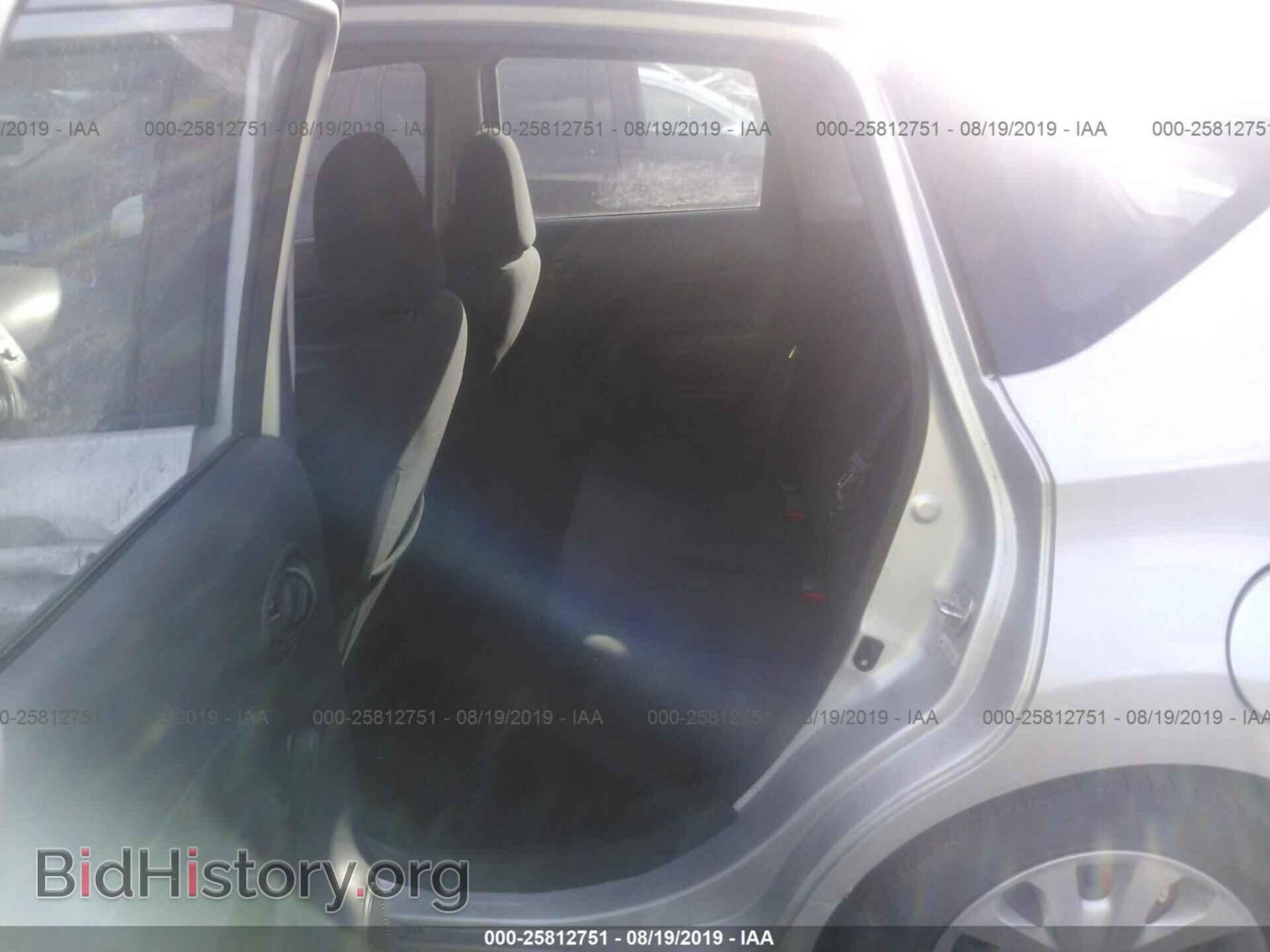 2014 NISSAN VERSA NOTE - VIN: 3N1CE2CP1EL390932 - Фото 8