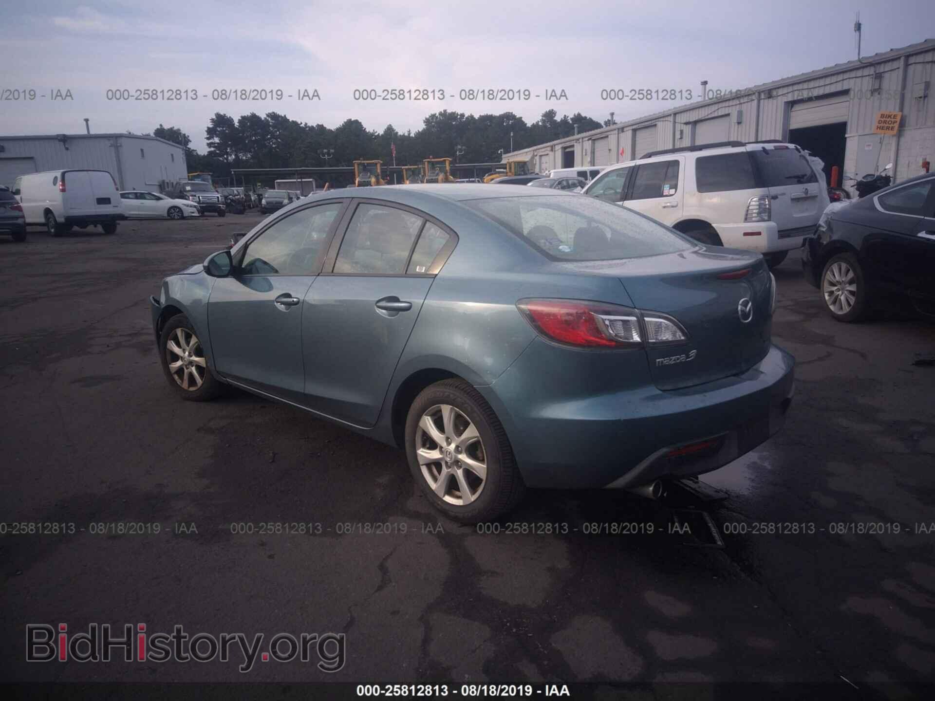2011 MAZDA 3 - VIN: JM1BL1VG4B1448654 - Photo 3