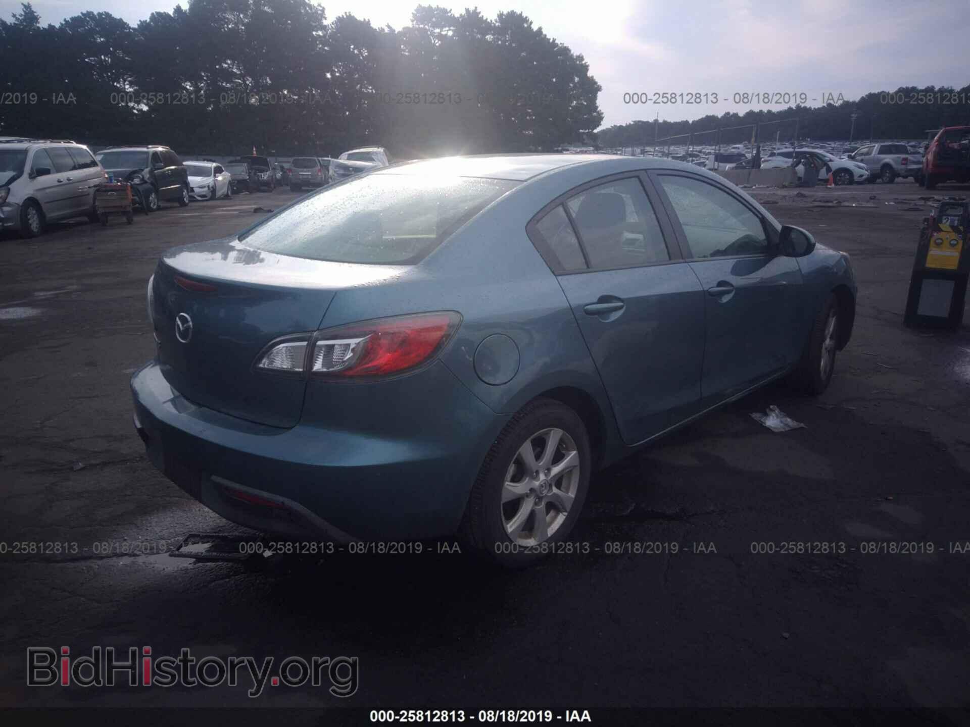 2011 MAZDA 3 - VIN: JM1BL1VG4B1448654 - Photo 4