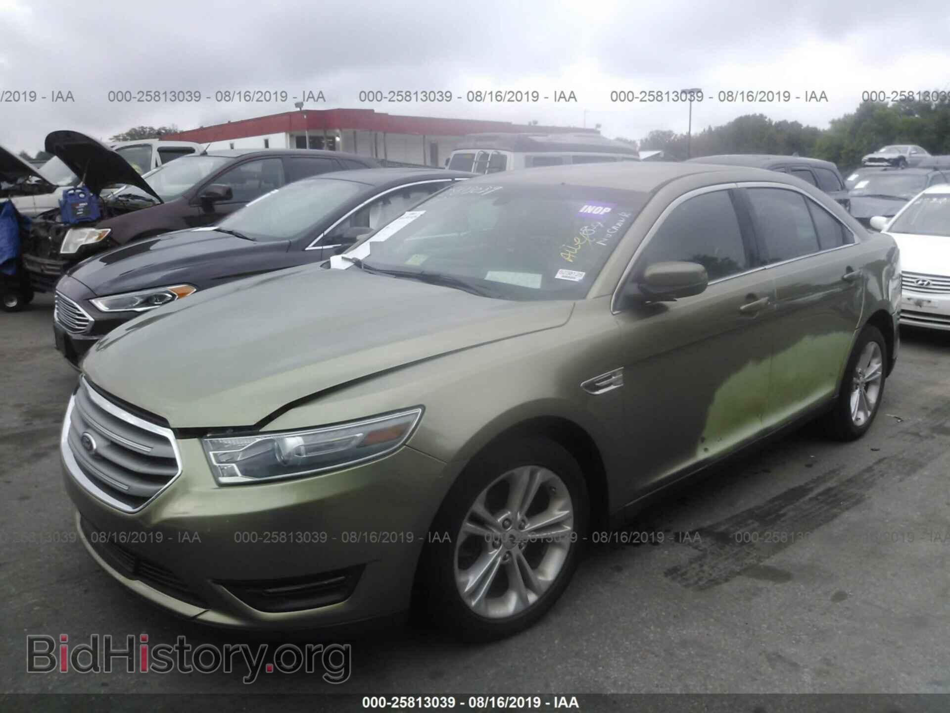 2013 FORD TAURUS - VIN: 1FAHP2E83DG208174 - Фото 2