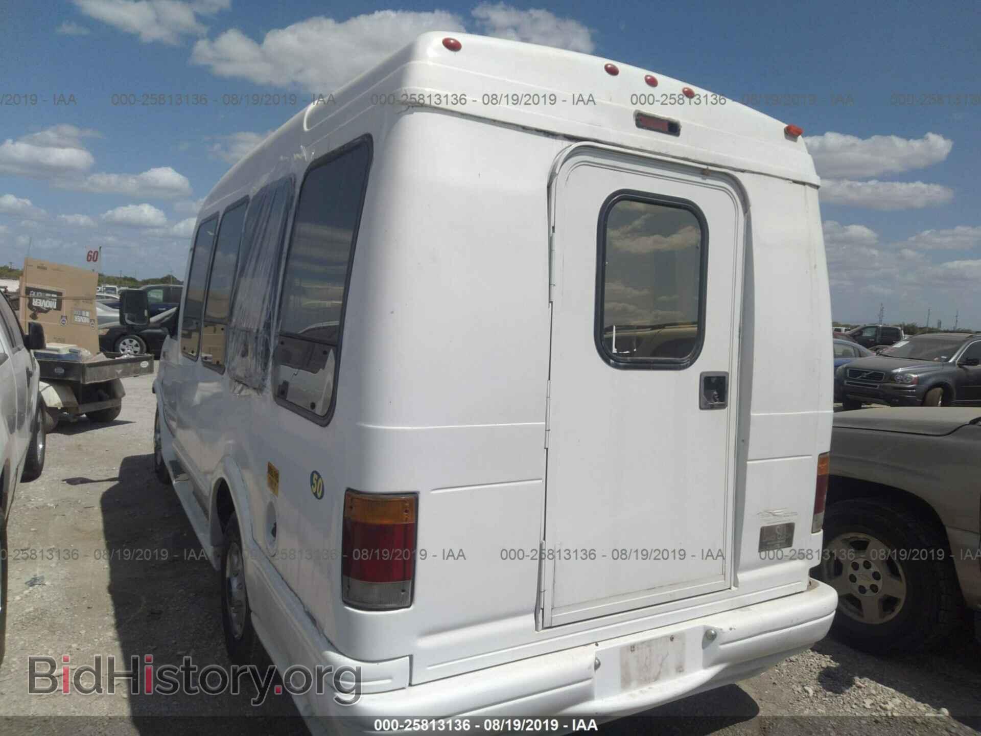 2000 FORD ECONOLINE - VIN: 1FDSE35F5YHB43141 - Фото 3