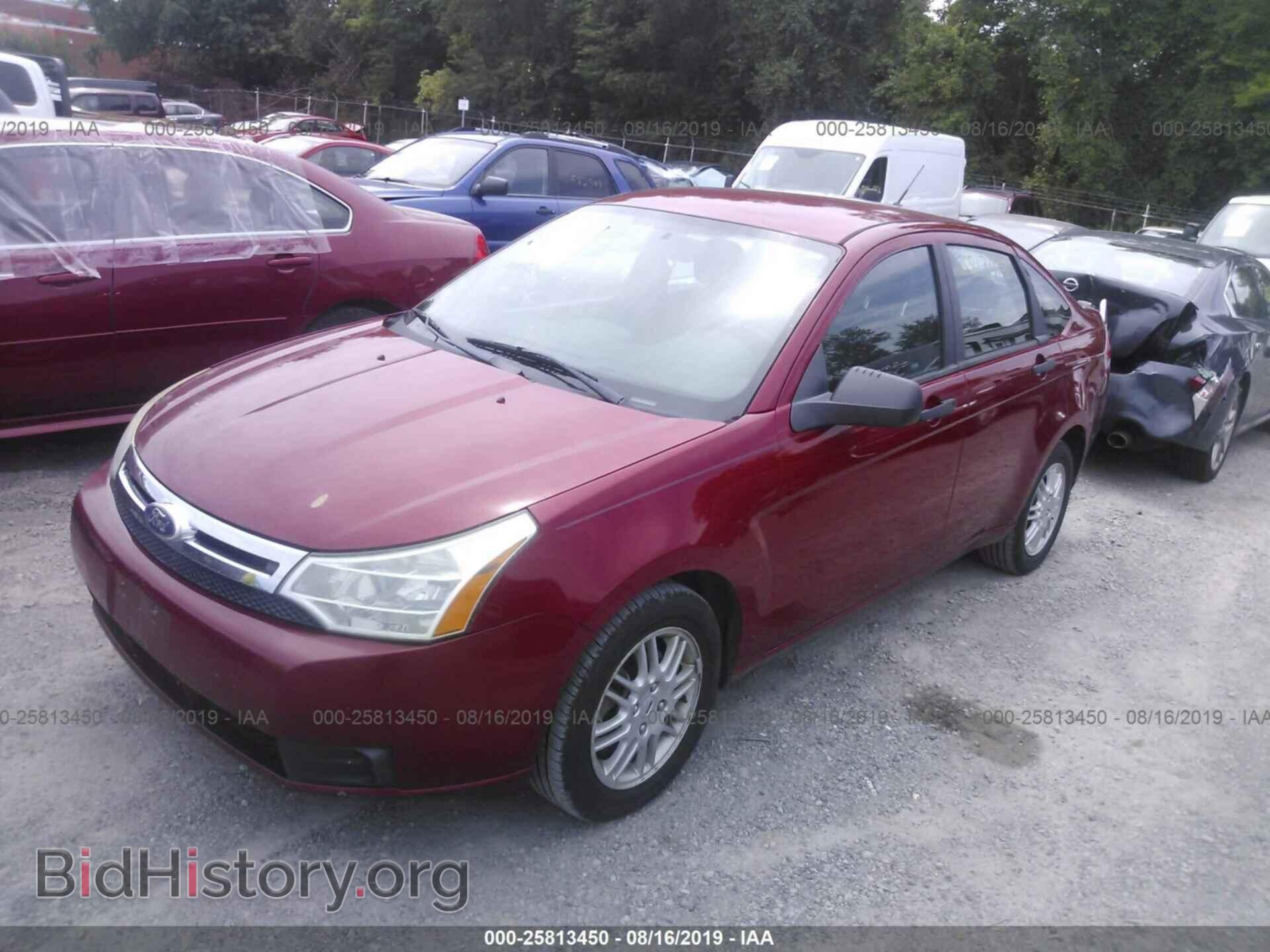2011 FORD FOCUS - VIN: 1FAHP3FN3BW101963 - Фото 2