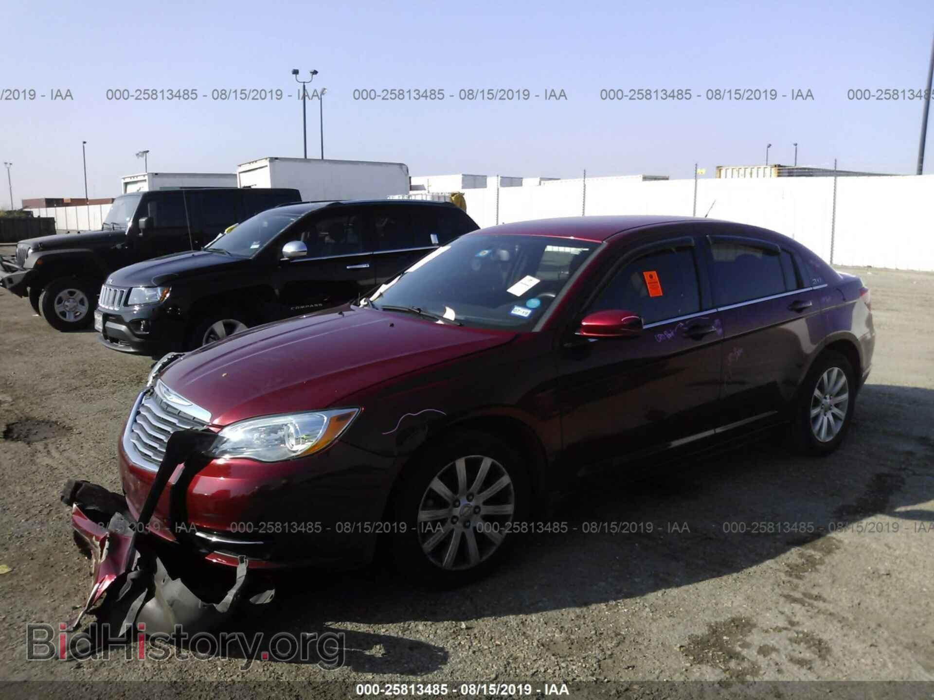 2012 CHRYSLER 200 - VIN: 1C3CCBBB0CN299905 - Фото 2