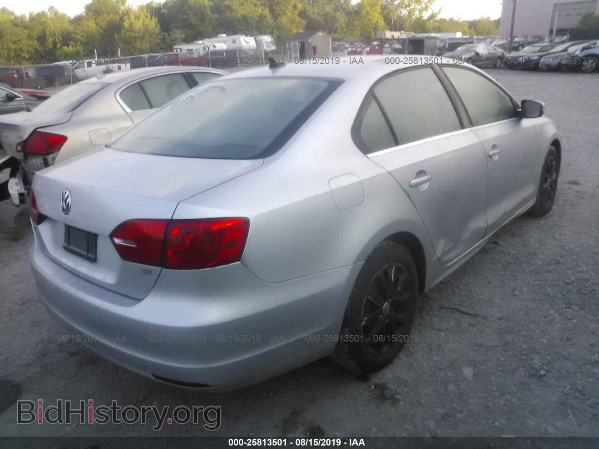 2014 VOLKSWAGEN JETTA - VIN: 3VWB17AJXEM374929 - Фото 4