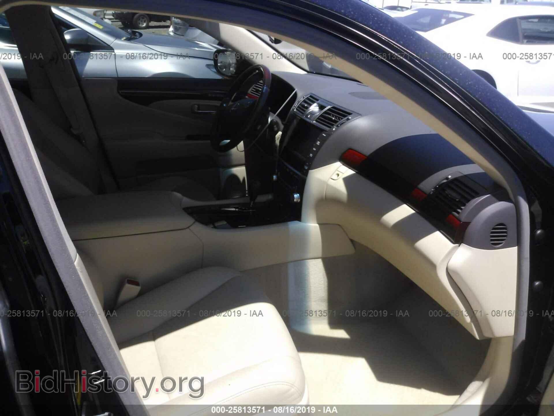 2010 LEXUS LS - VIN: JTHBL5EF4A5101331 - Photo 5