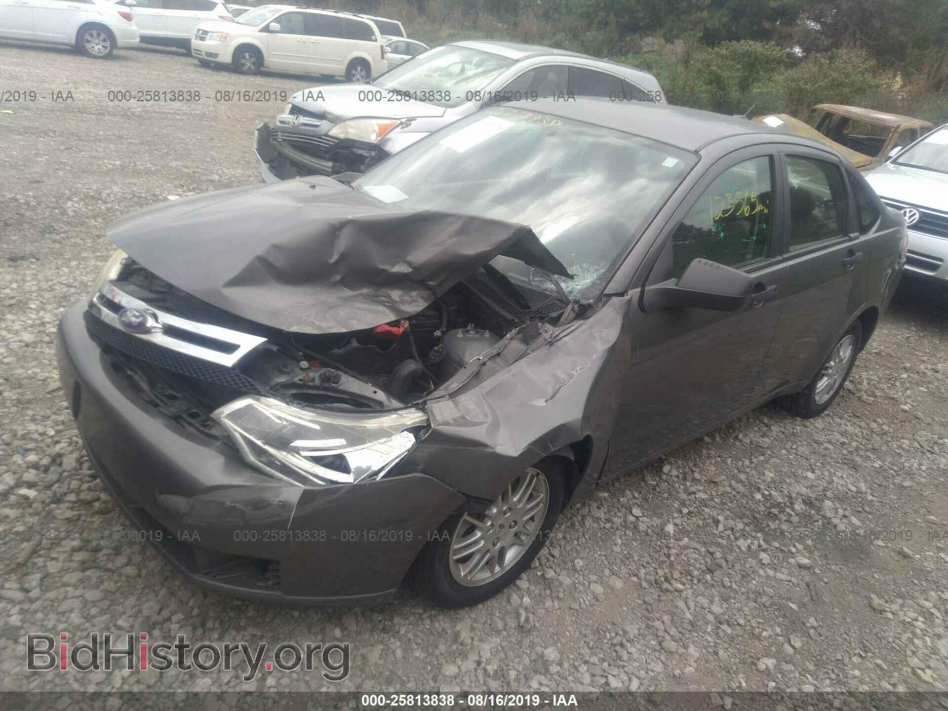 2011 FORD FOCUS - VIN: 1FAHP3FN3BW162326 - Фото 2