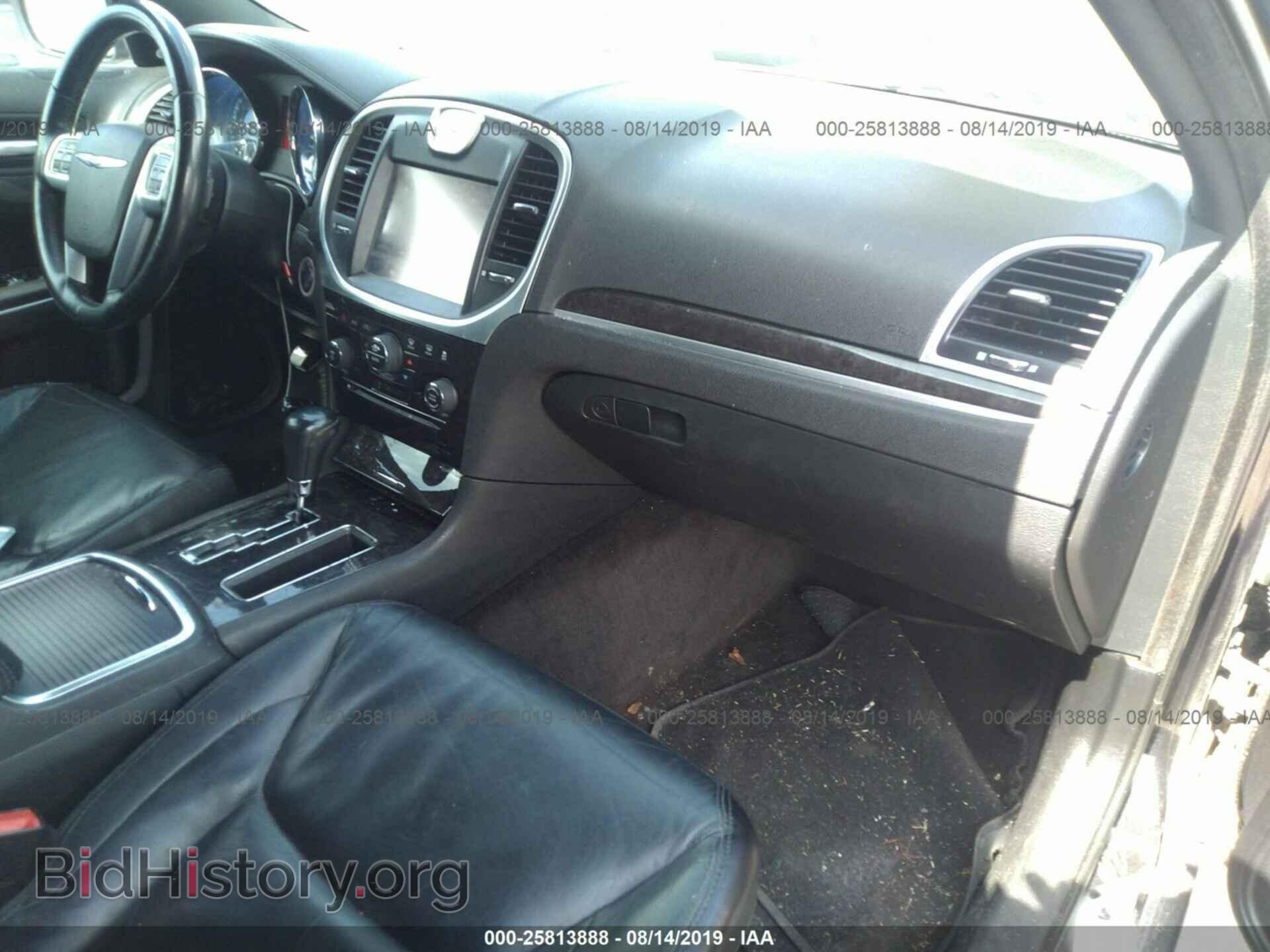 2011 CHRYSLER 300 - VIN: 2C3CA5CG9BH546136 - Фото 5
