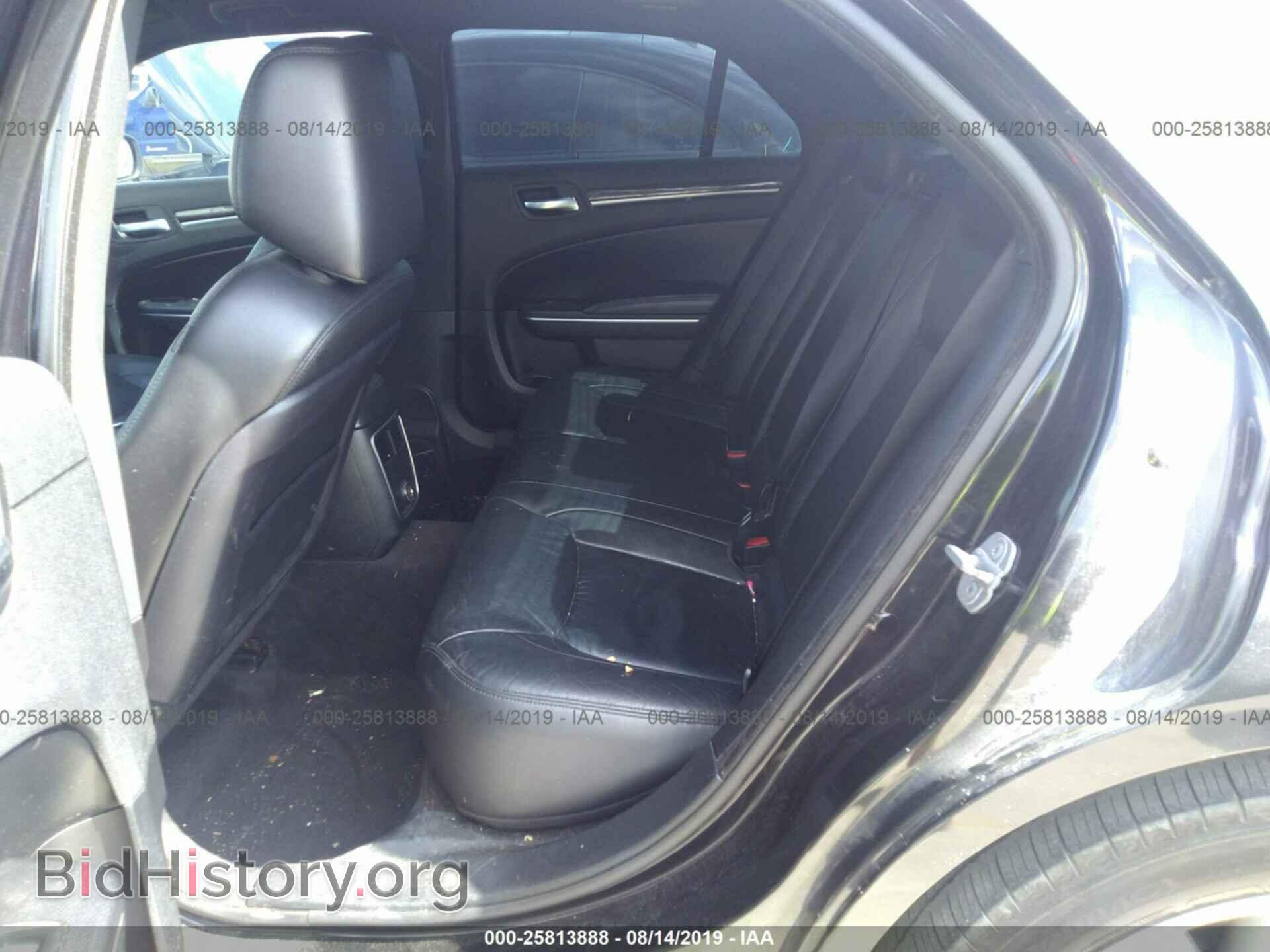 2011 CHRYSLER 300 - VIN: 2C3CA5CG9BH546136 - Фото 8