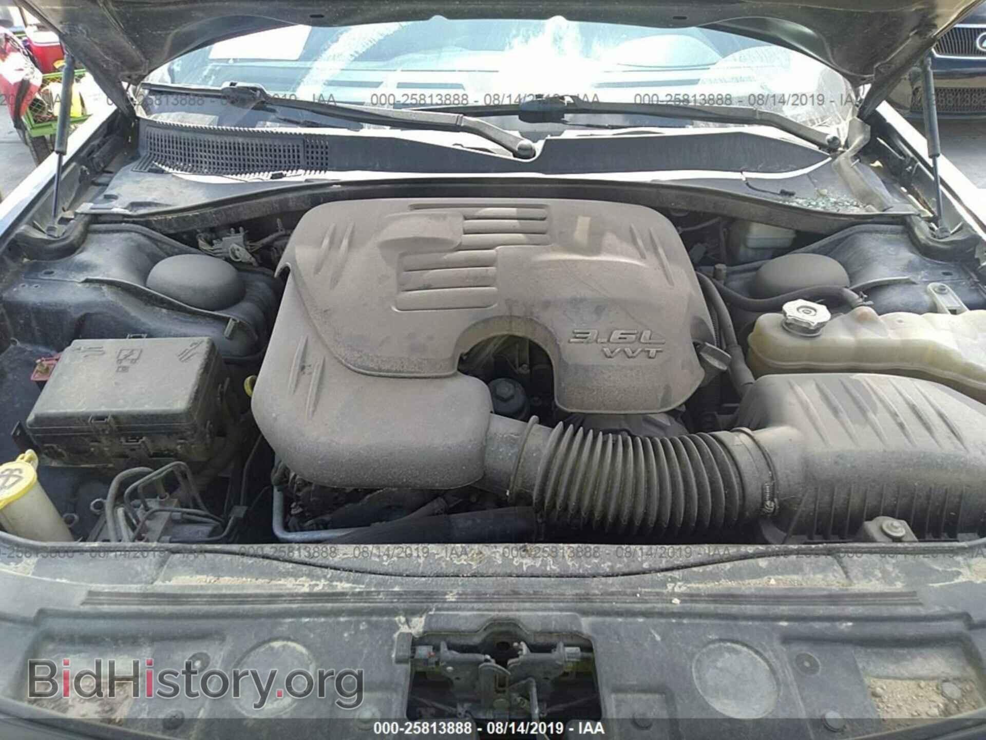 2011 CHRYSLER 300 - VIN: 2C3CA5CG9BH546136 - Фото 10