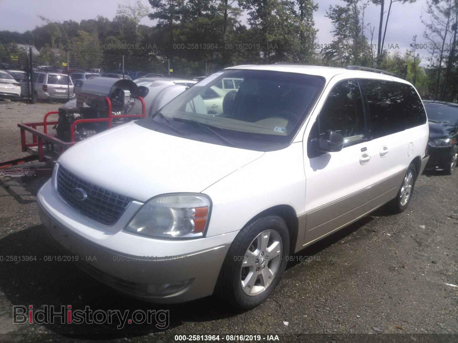 2004 FORD FREESTAR - VIN: 2FMDA58254BA91526 - Фото 2
