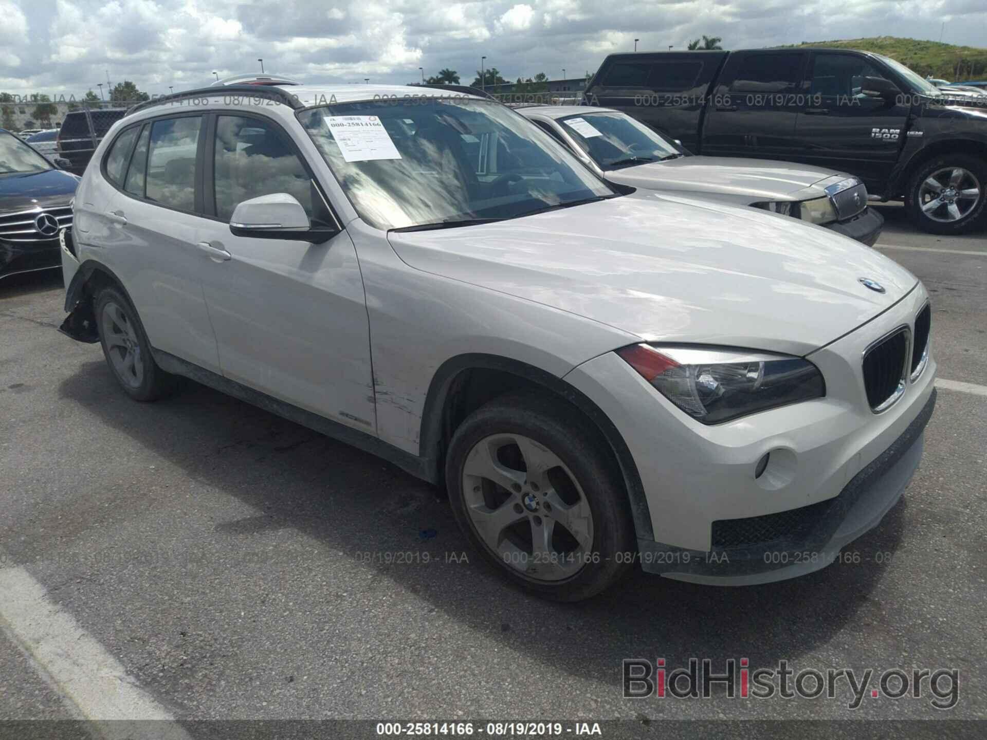 Photo WBAVM1C55FV498129 - BMW X1 2015