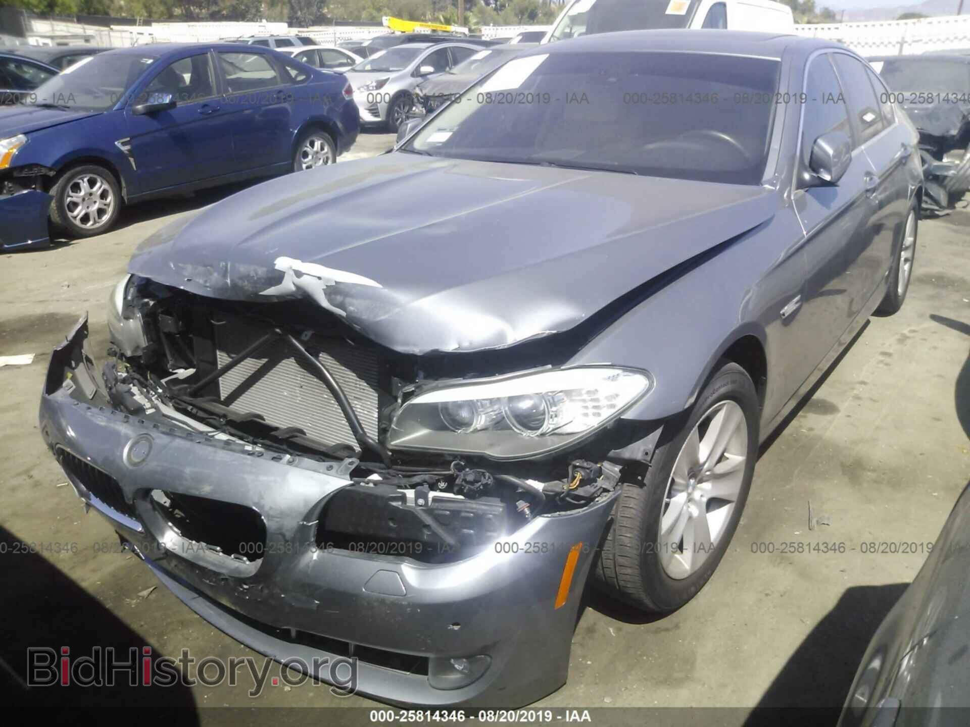 2012 BMW 528 - VIN: WBAXG5C59CDW93997 - Фото 2