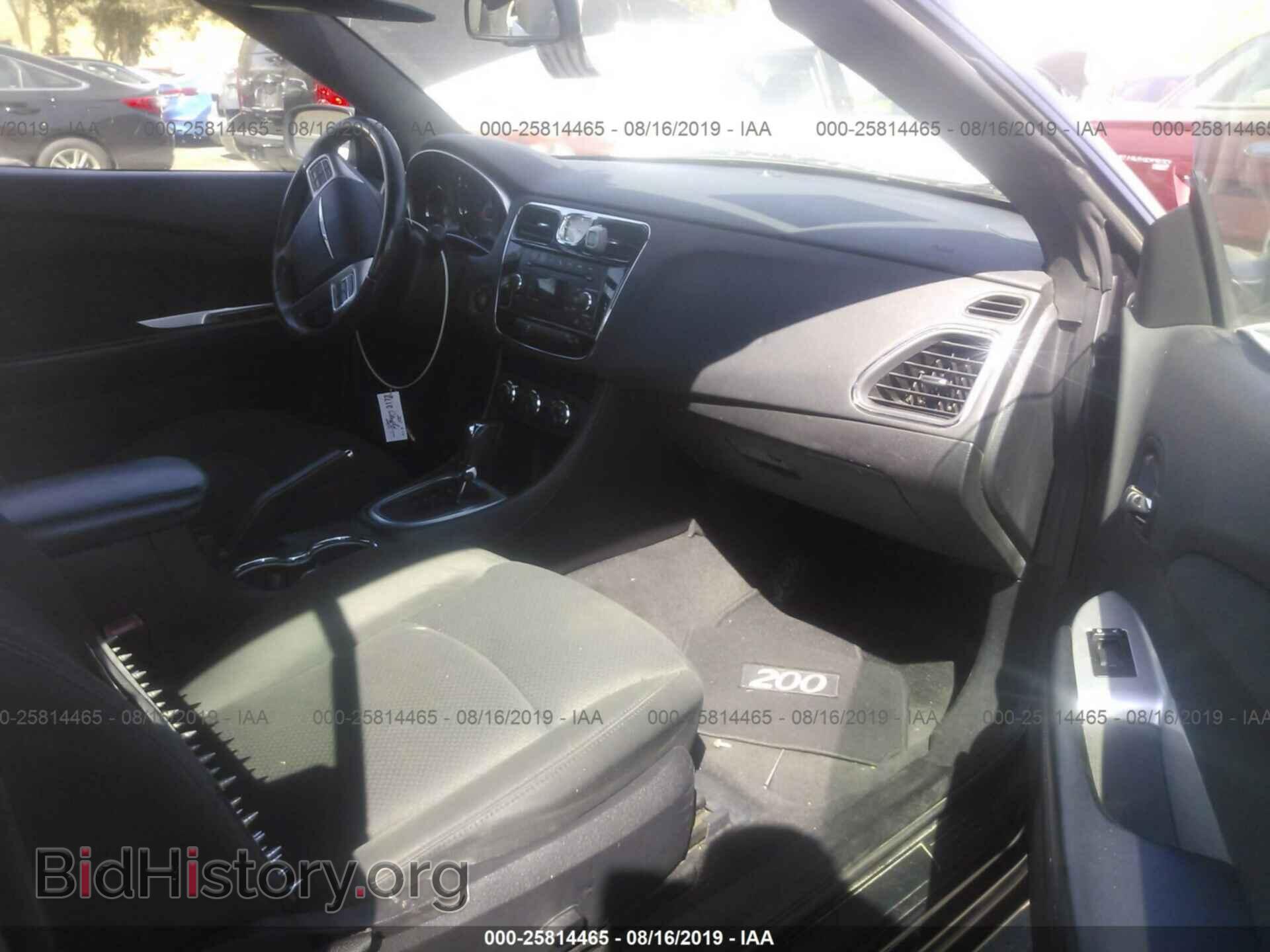 2011 CHRYSLER 200 - VIN: 1C3BC2EB6BN530232 - Фото 5