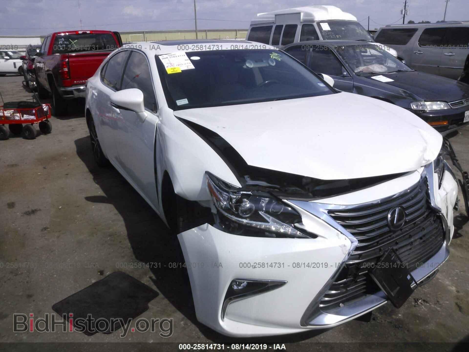 Photo JTHBK1GG7G2237478 - LEXUS ES 2016
