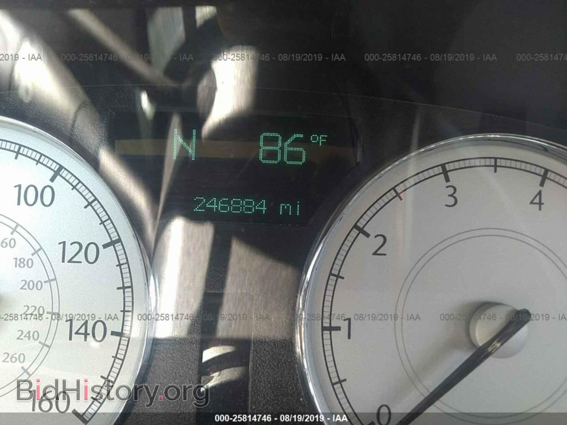 2006 CHRYSLER 300C - VIN: 2C3LK63H26H277060 - Фото 7
