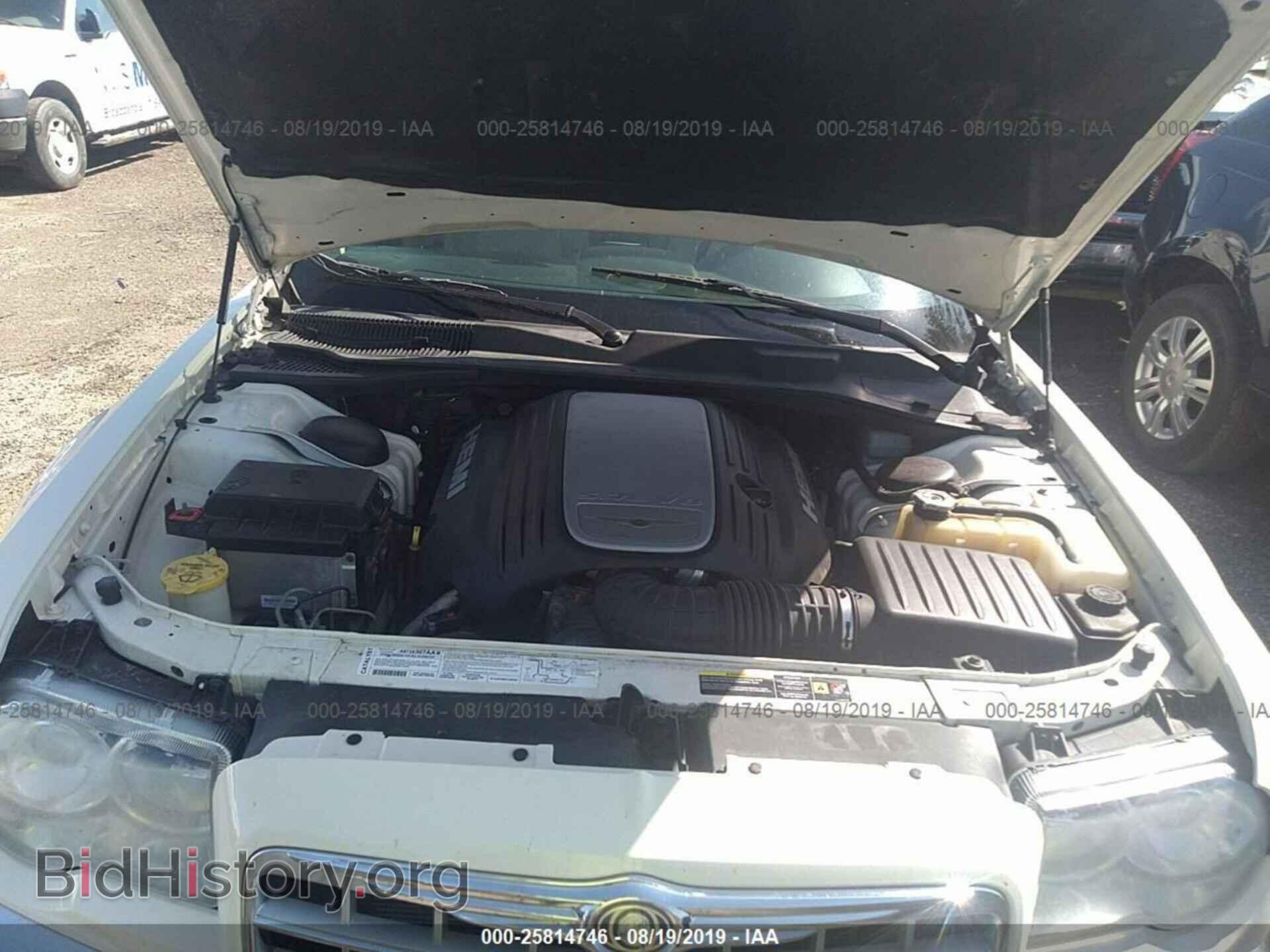 2006 CHRYSLER 300C - VIN: 2C3LK63H26H277060 - Фото 10