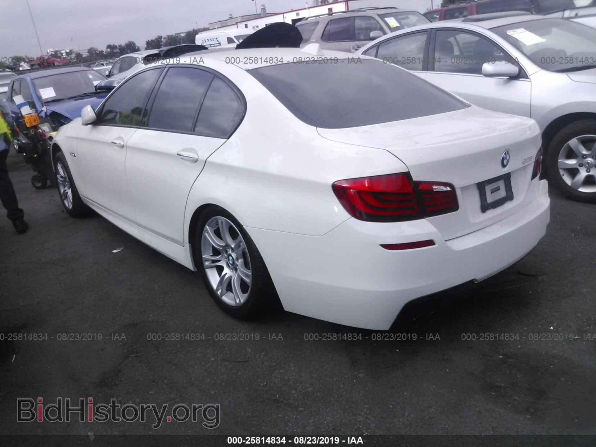 2011 BMW 528 - VIN: WBAFR1C58BC744084 - Фото 3