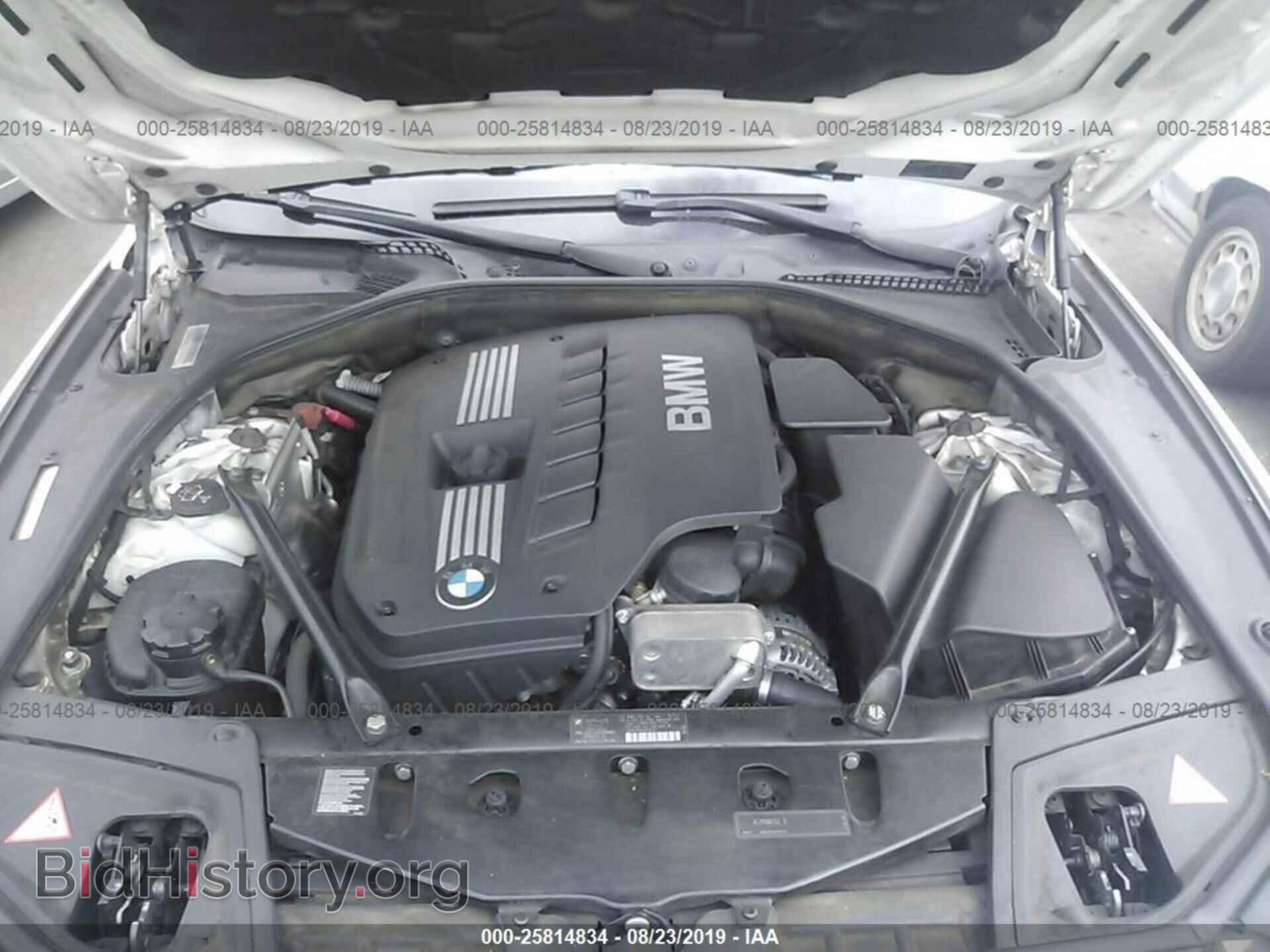 2011 BMW 528 - VIN: WBAFR1C58BC744084 - Фото 10