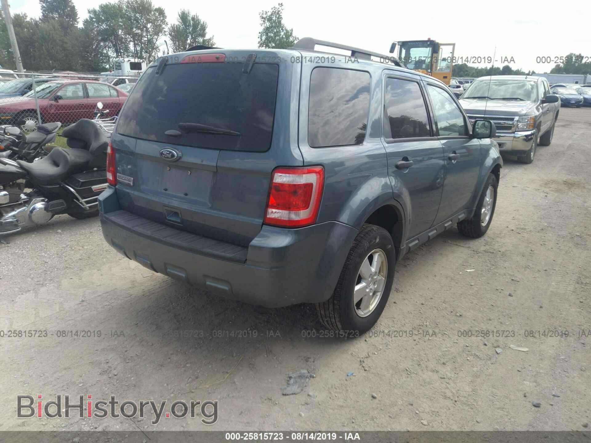 2011 FORD ESCAPE - VIN: 1FMCU0D76BKB52327 - Photo 4