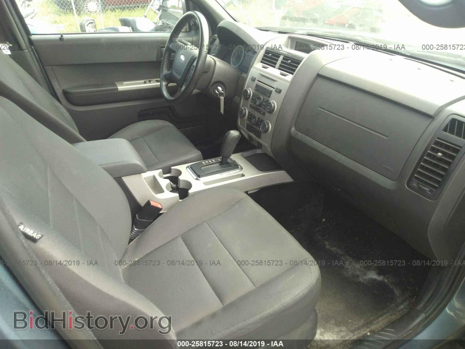 2011 FORD ESCAPE - VIN: 1FMCU0D76BKB52327 - Photo 5