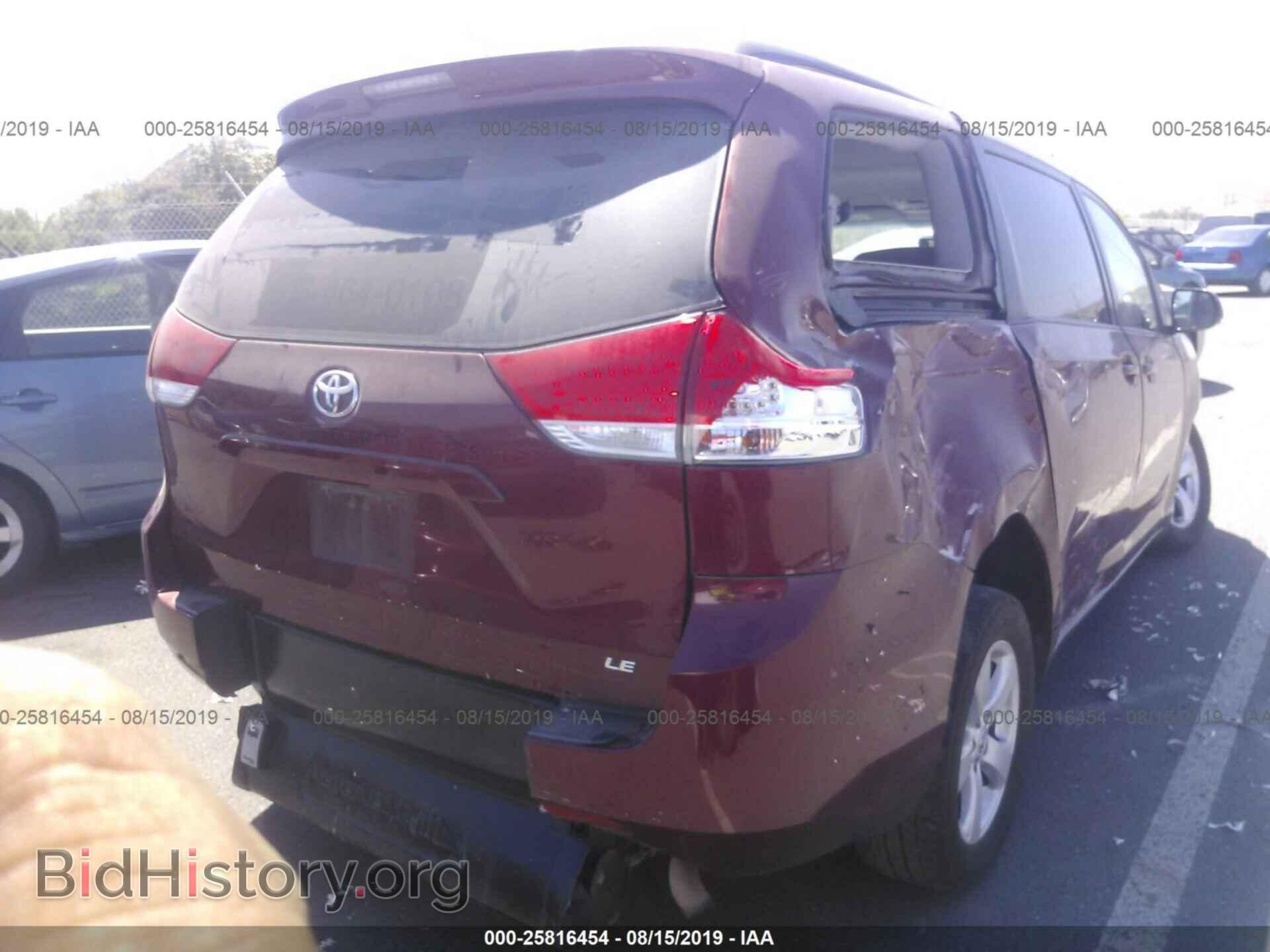 2013 TOYOTA SIENNA - VIN: 5TDKK3DC8DS309176 - Фото 4