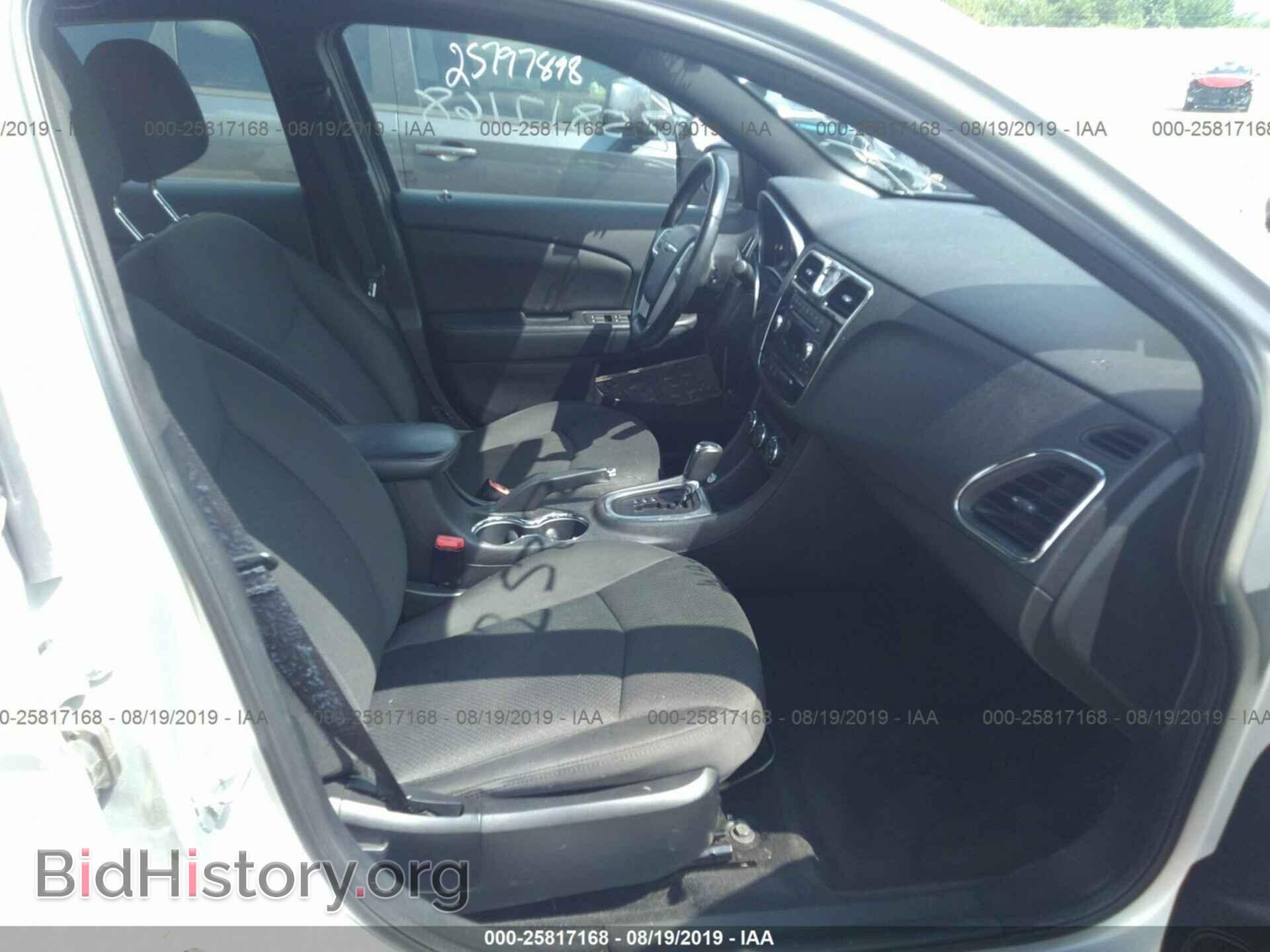 2011 CHRYSLER 200 - VIN: 1C3BC1FG8BN553192 - Фото 5