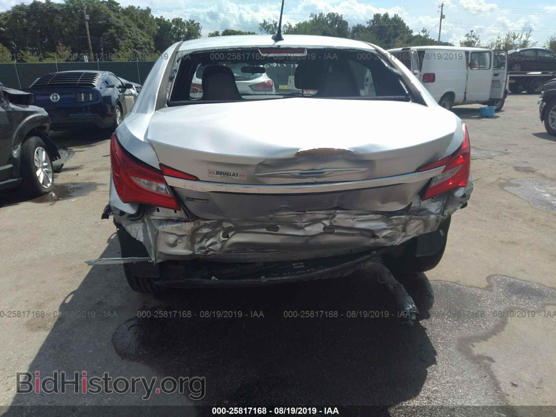 2011 CHRYSLER 200 - VIN: 1C3BC1FG8BN553192 - Фото 6