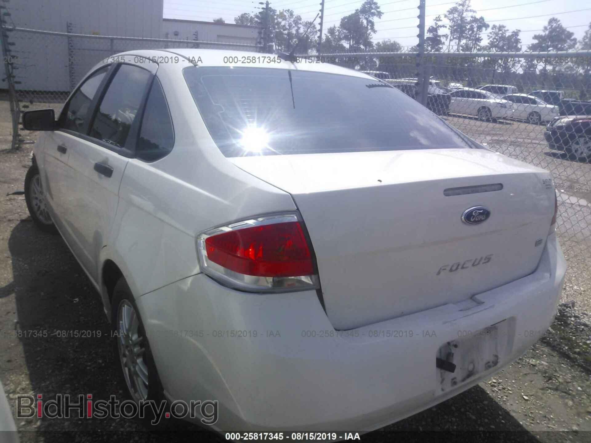 2011 FORD FOCUS - VIN: 1FAHP3FN0BW135648 - Фото 3