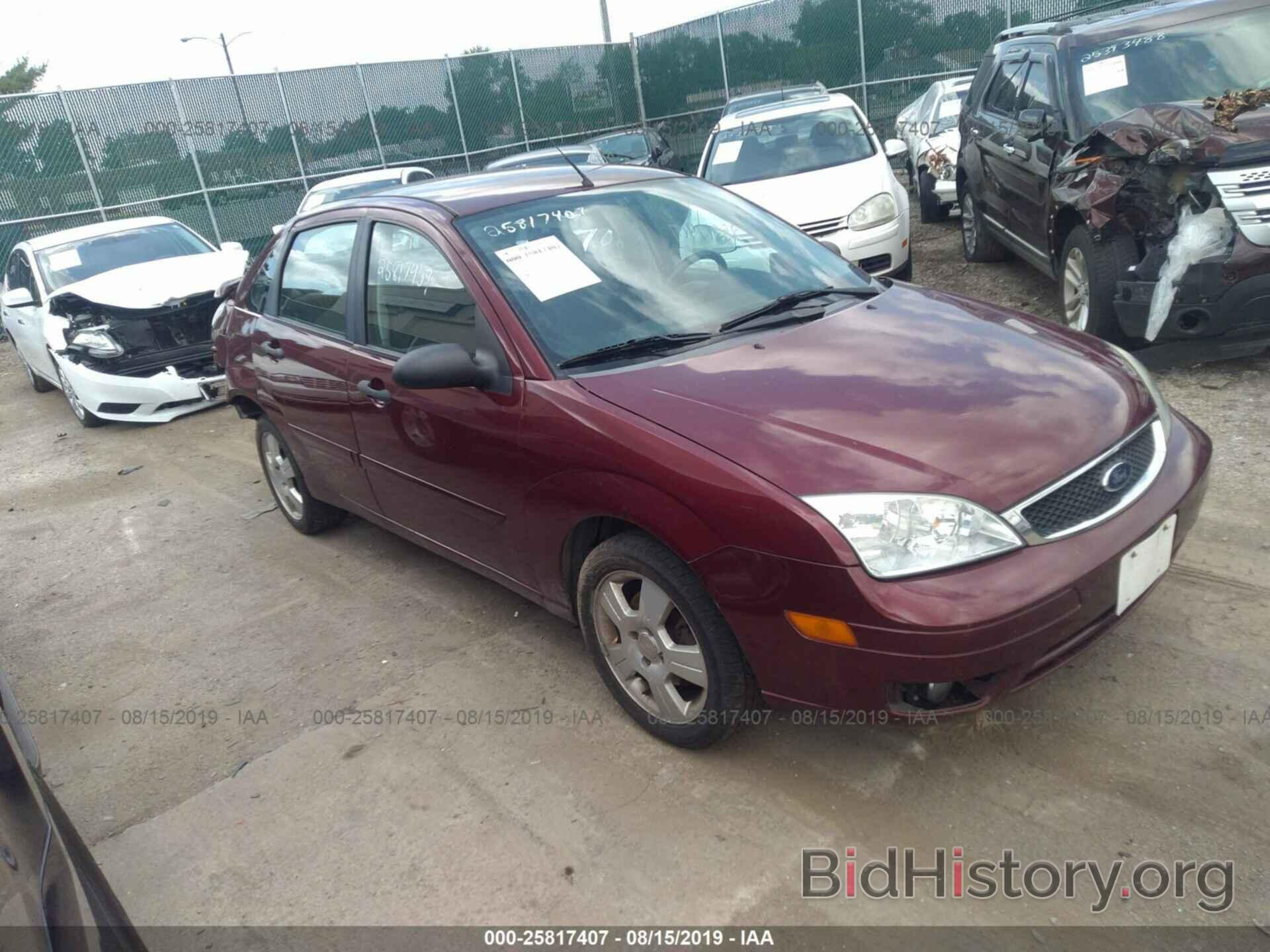 Photo 1FAHP34N07W145736 - FORD FOCUS 2007