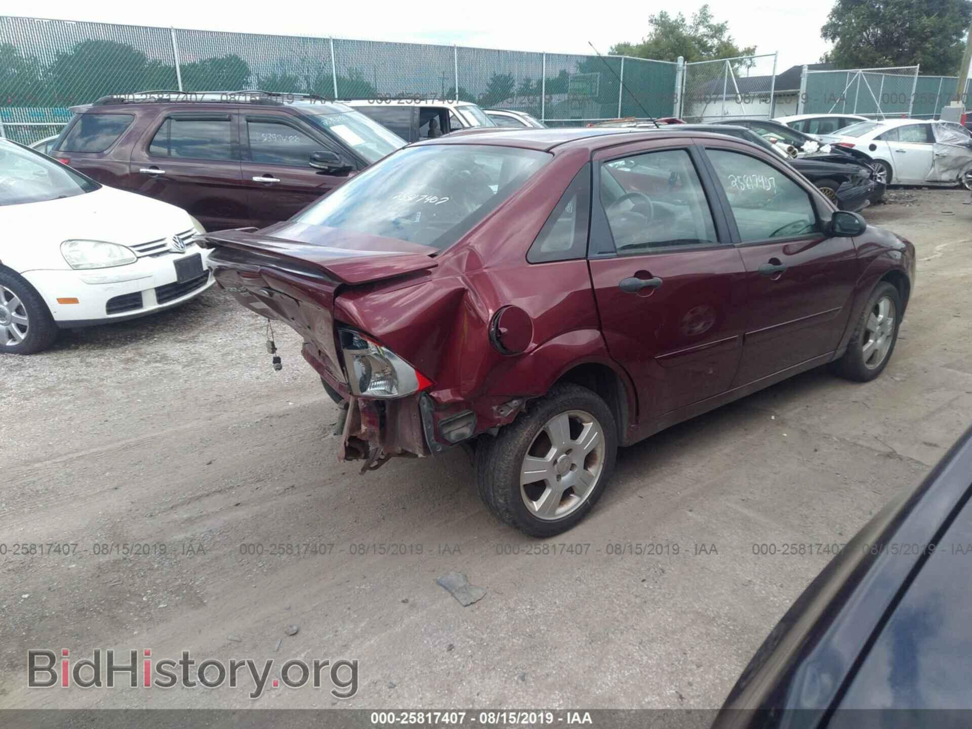 2007 FORD FOCUS - VIN: 1FAHP34N07W145736 - Фото 4