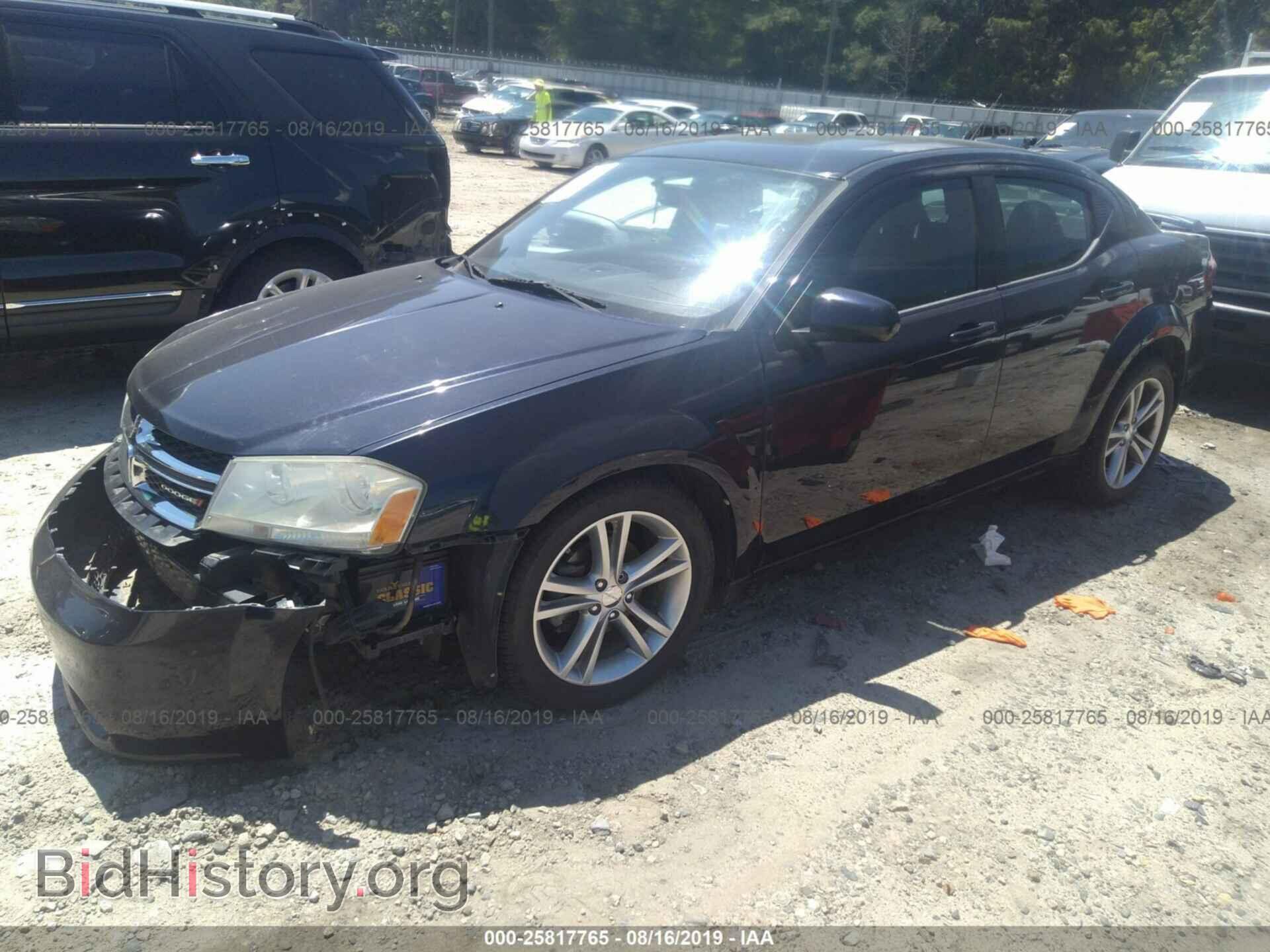 2011 DODGE AVENGER - VIN: 1B3BD1FG2BN534700 - Фото 2