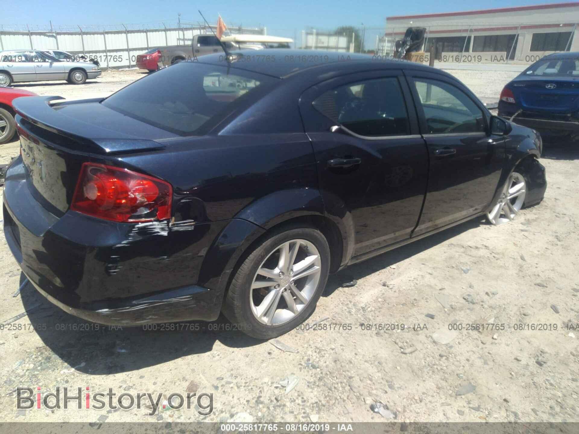 2011 DODGE AVENGER - VIN: 1B3BD1FG2BN534700 - Фото 4