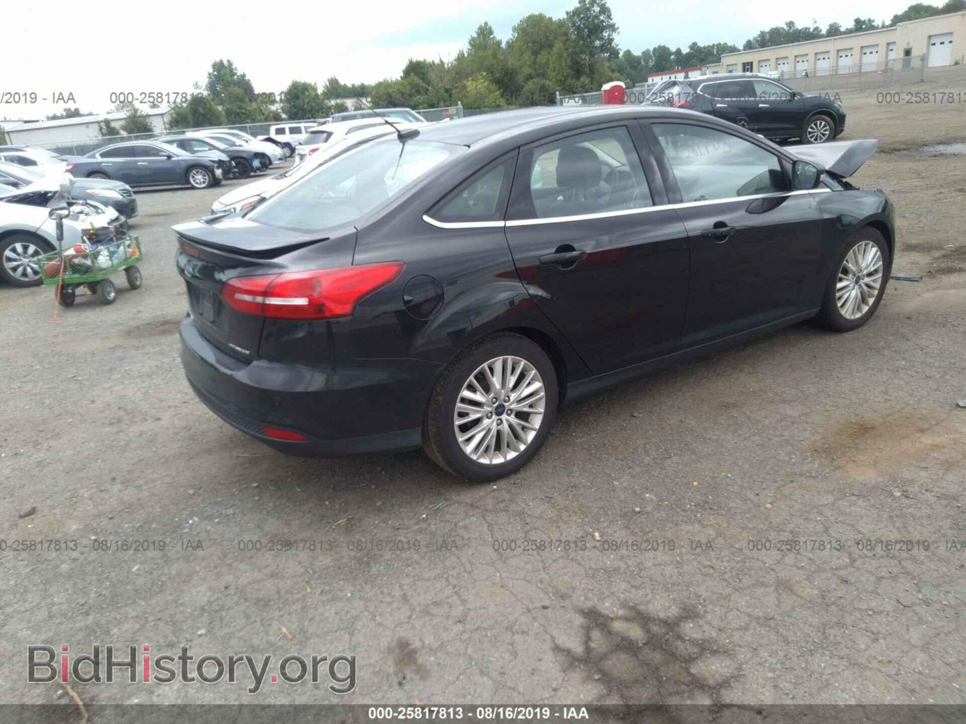 2017 FORD FOCUS - VIN: 1FADP3J2XHL242373 - Фото 4