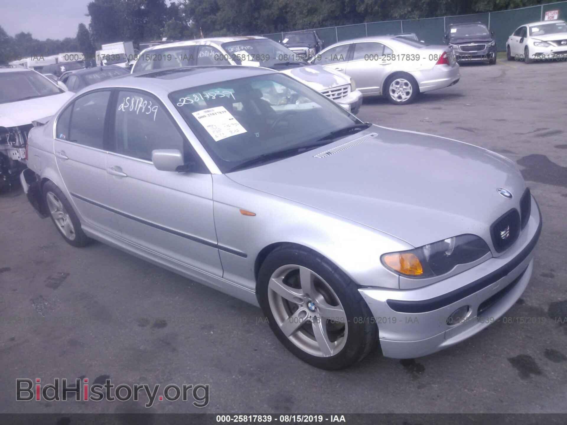 Photo WBAEV53452KM00014 - BMW 330 2002