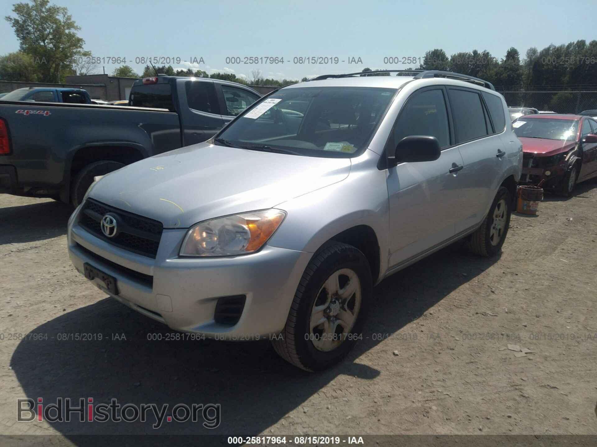 2011 TOYOTA RAV4 - VIN: 2T3BF4DVXBW175648 - Фото 2