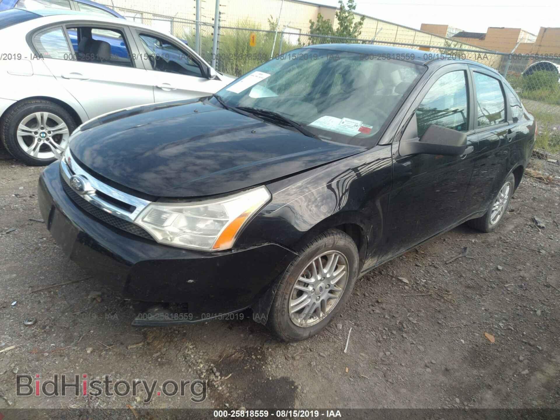2009 FORD FOCUS - VIN: 1FAHP35NX9W109330 - Фото 2
