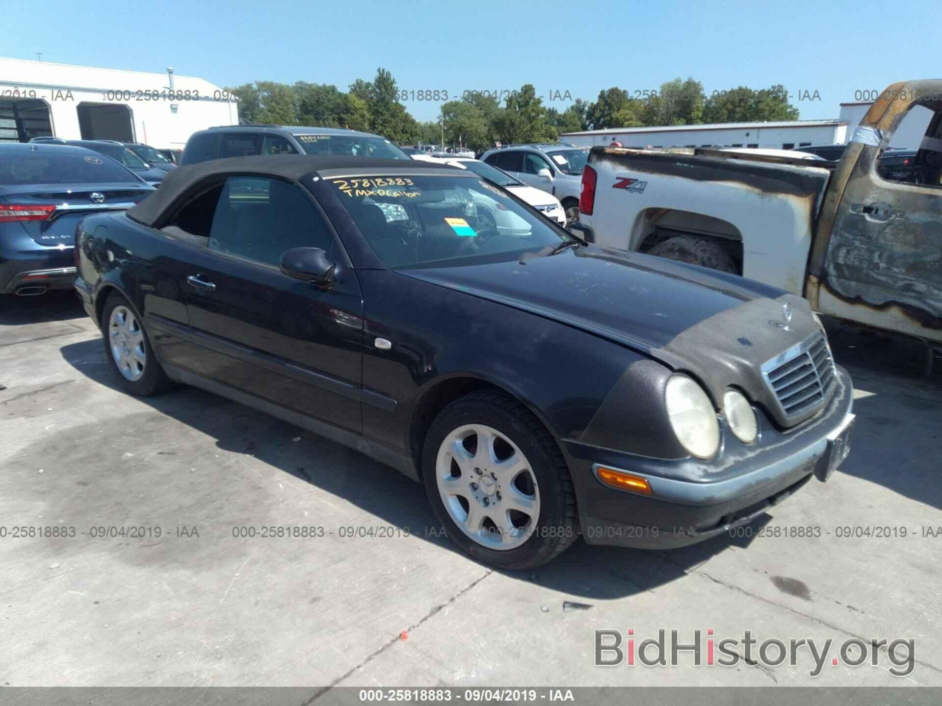 Photo WDBLK65G0XT004301 - MERCEDES-BENZ CLK 1999