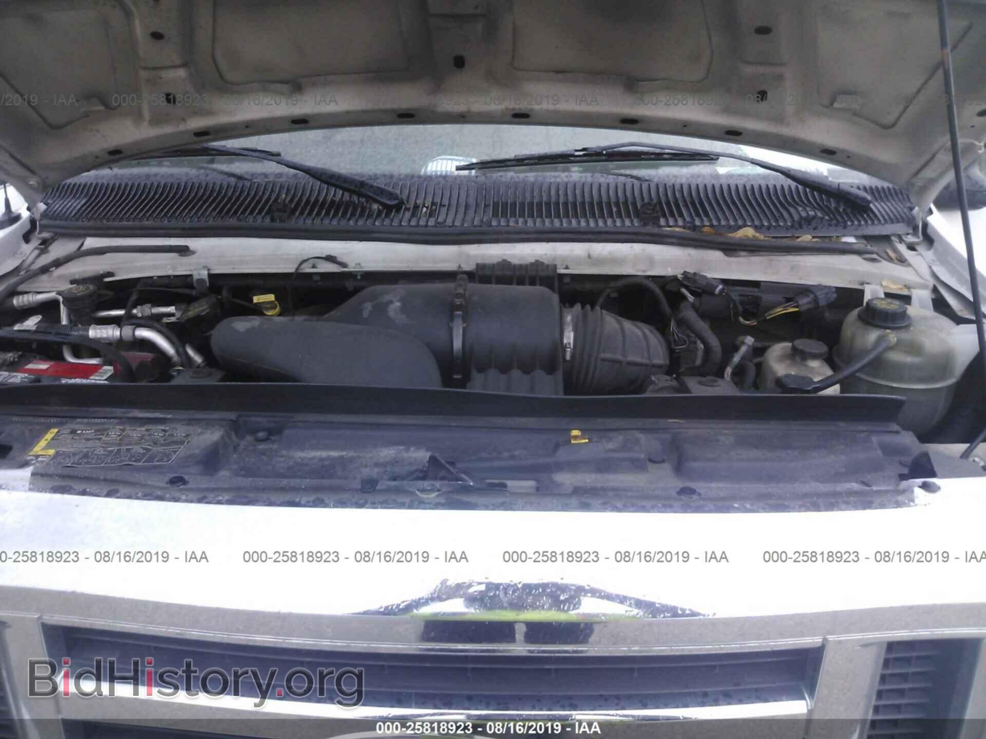 2011 FORD ECONOLINE - VIN: 1FDWE3FL8BDA05744 - Фото 10