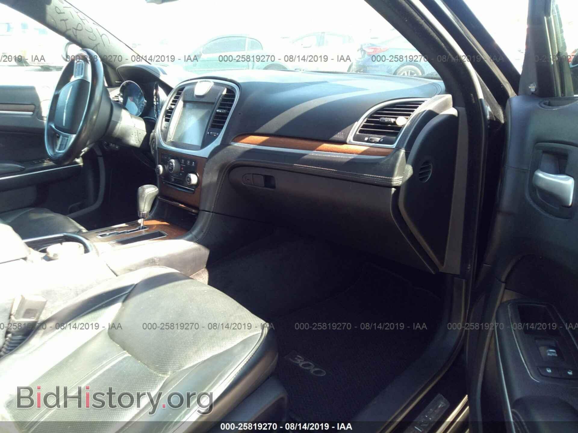 2012 CHRYSLER 300C - VIN: 2C3CCAPT9CH229050 - Фото 5