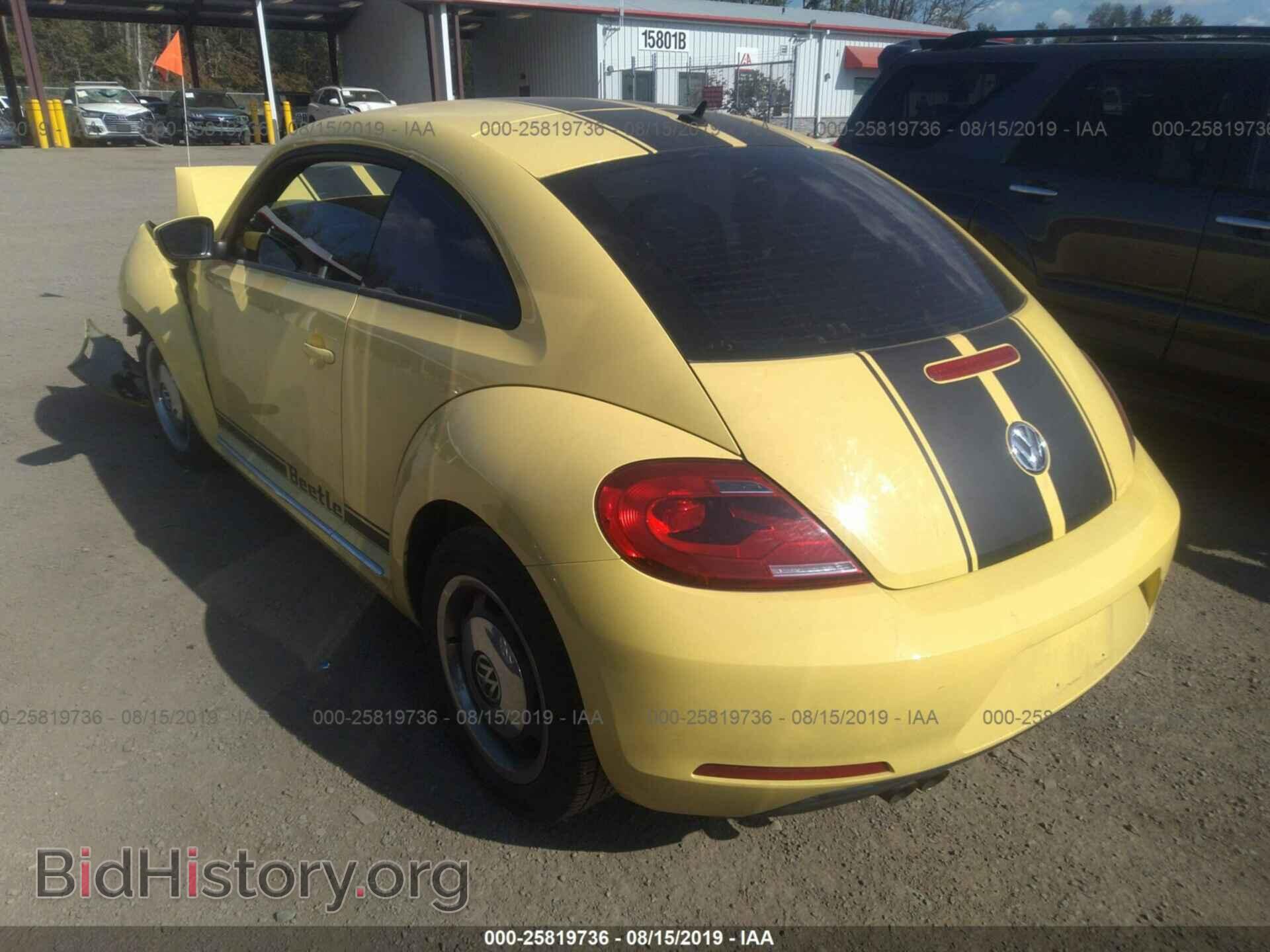 2012 VOLKSWAGEN BEETLE - VIN: 3VWJP7AT9CM602413 - Фото 3