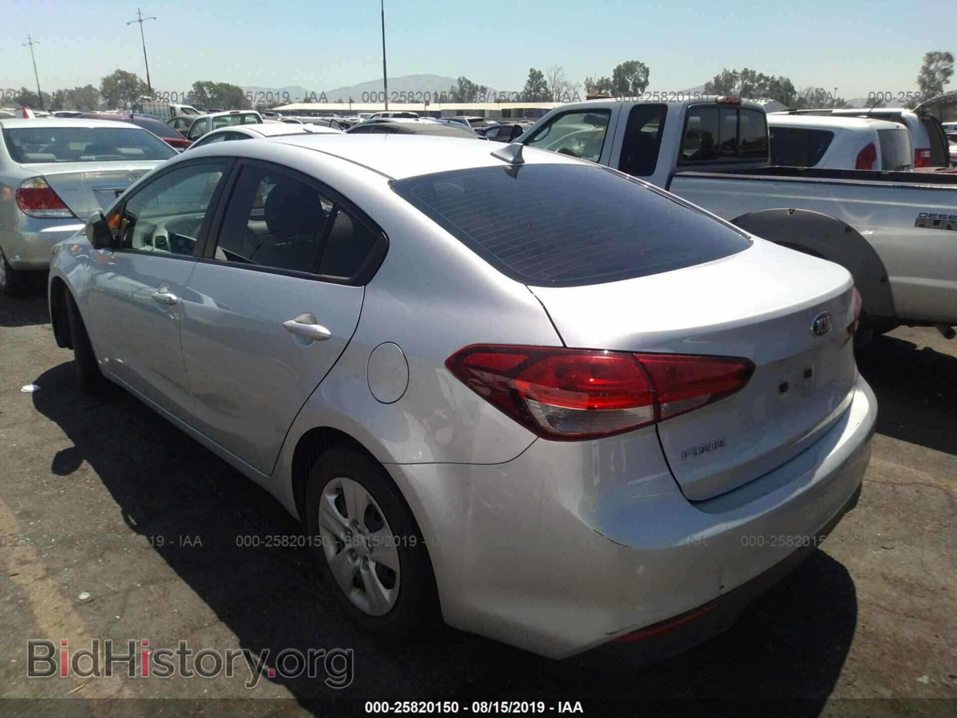 2017 KIA FORTE - VIN: 3KPFK4A70HE046955 - Фото 3