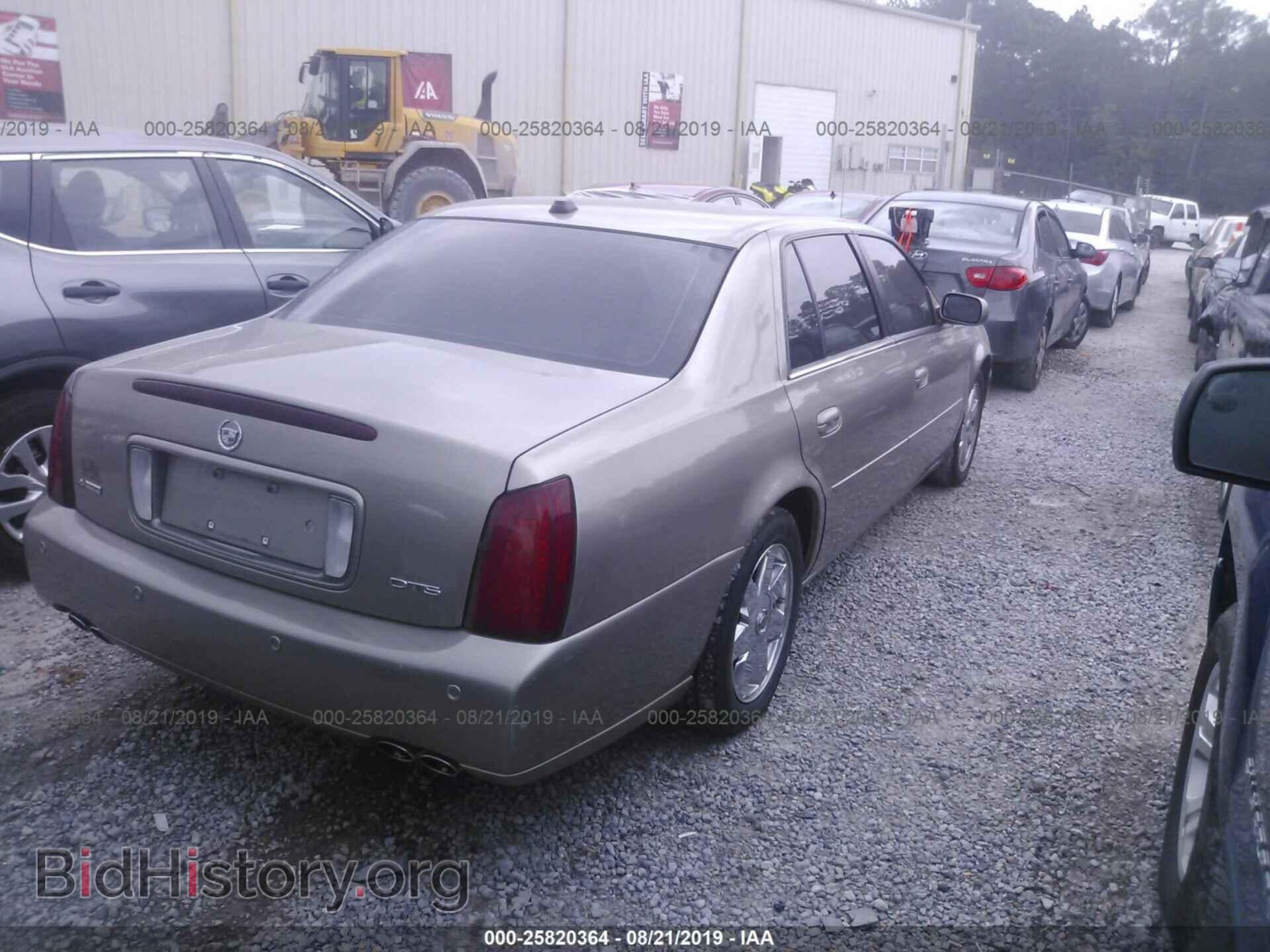 2004 CADILLAC DEVILLE - VIN: 1G6KF57904U189100 - Photo 4