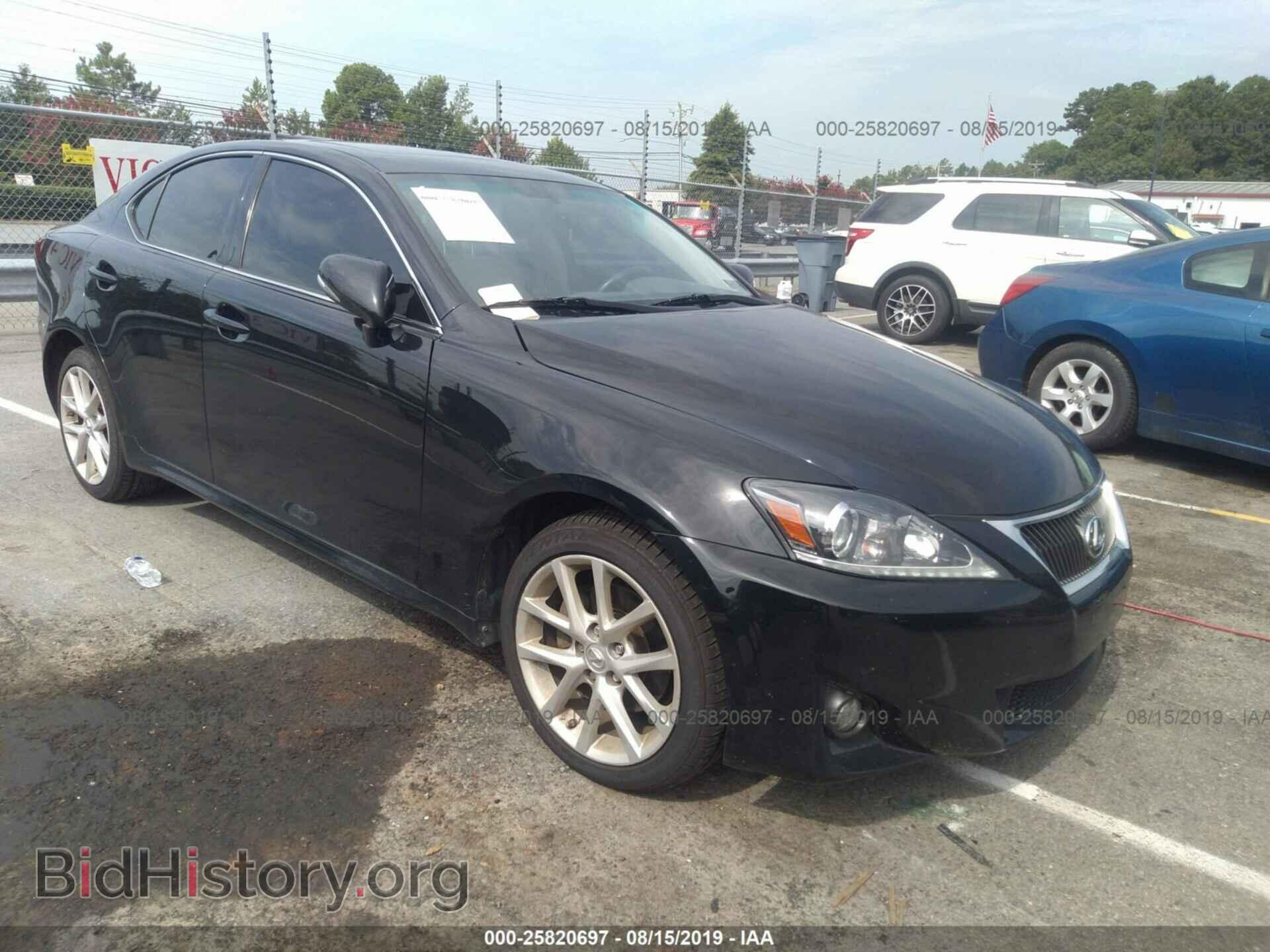 Photo JTHCF5C20C5052952 - LEXUS IS 2012