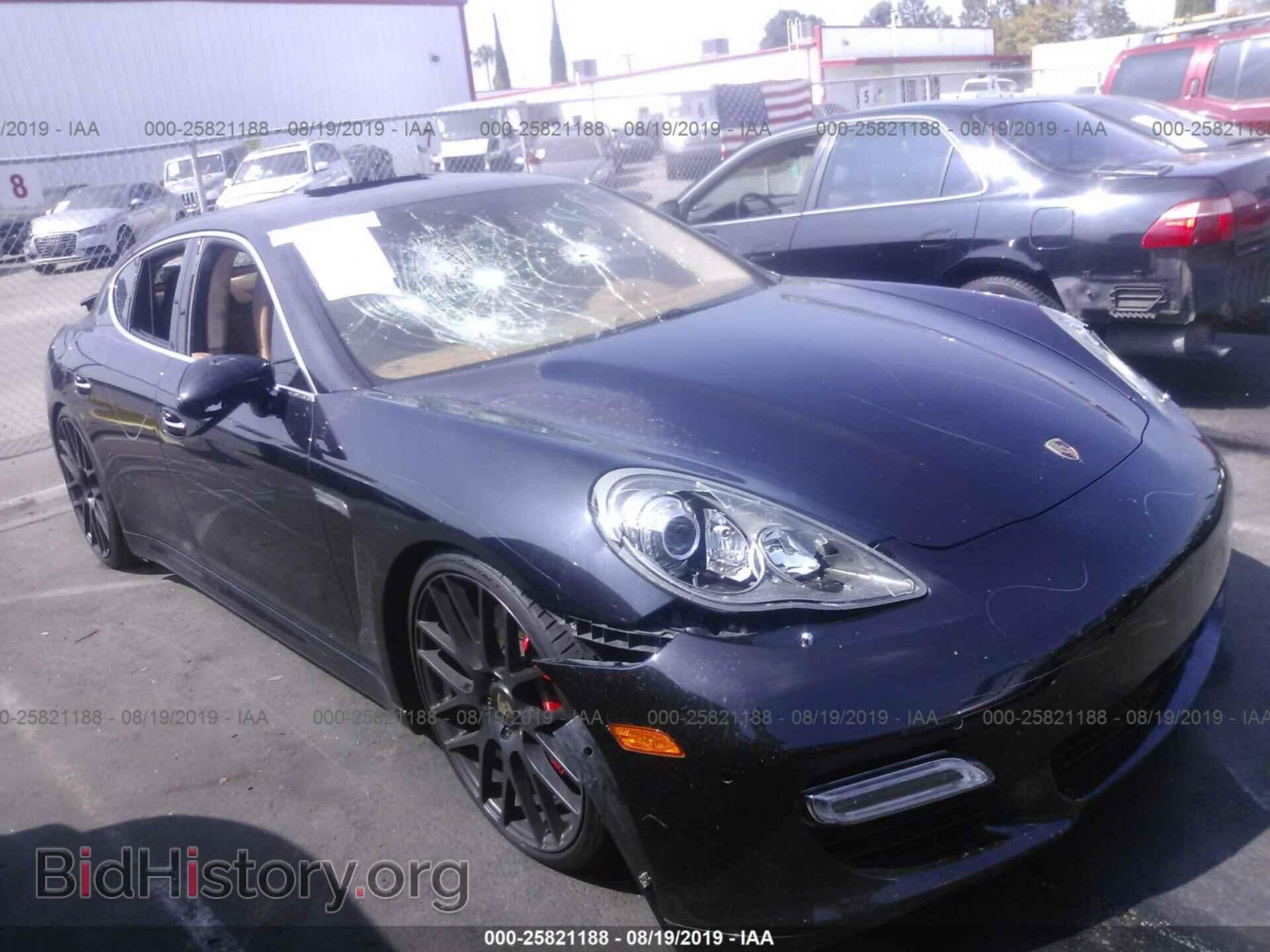Photo WP0AC2A70BL090349 - PORSCHE PANAMERA 2011